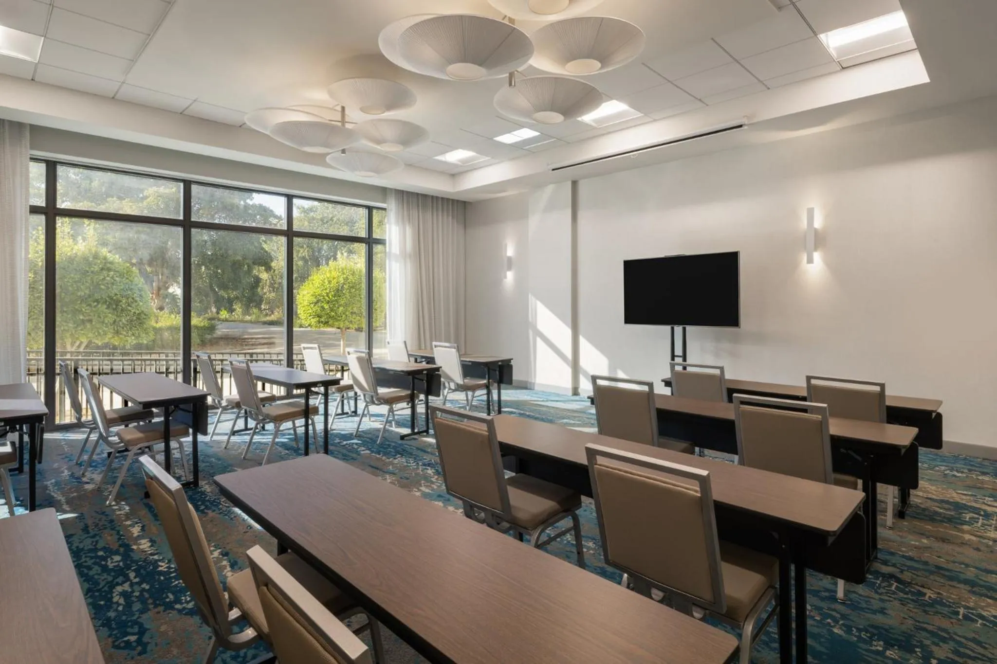Meeting/conference room in EVEN Hotel Miami - Airport by IHG