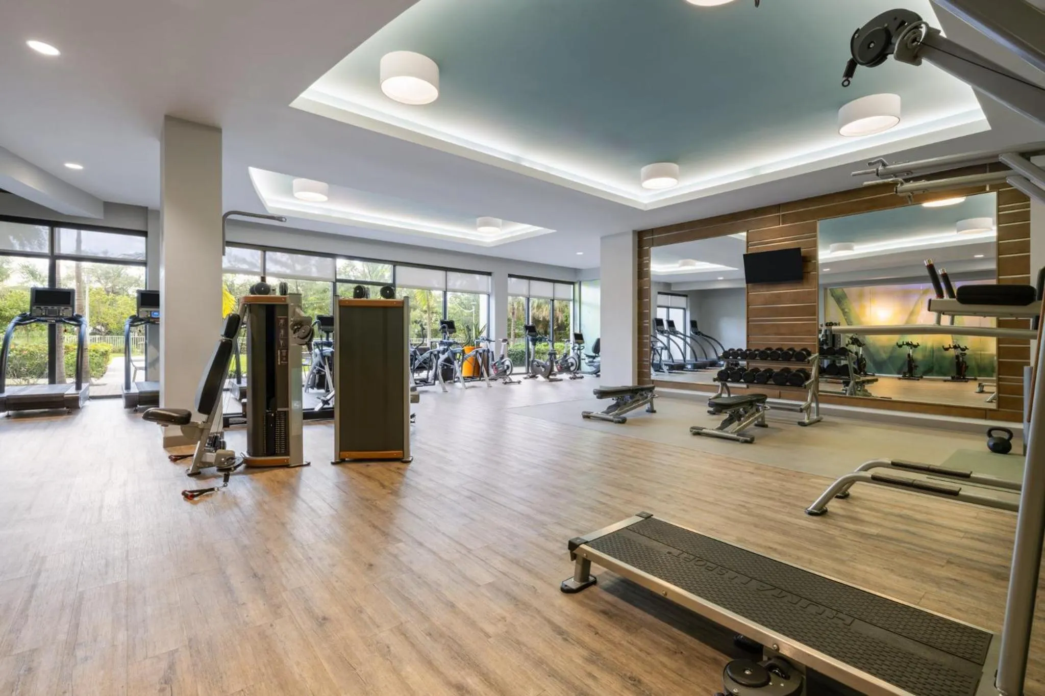 Fitness centre/facilities in EVEN Hotel Miami - Airport by IHG