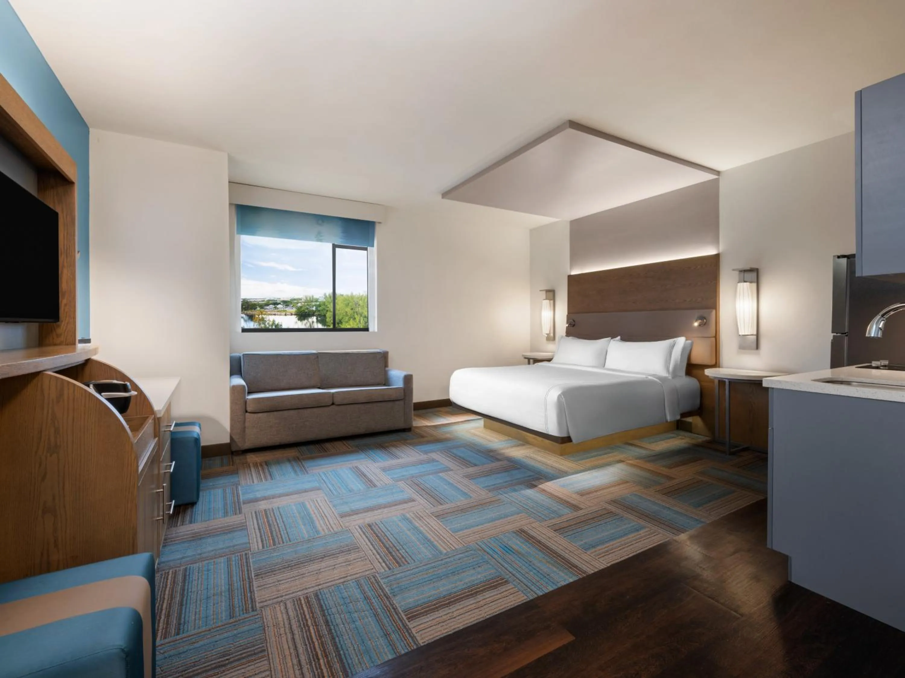 Photo of the whole room, Bed in EVEN Hotel Miami - Airport by IHG