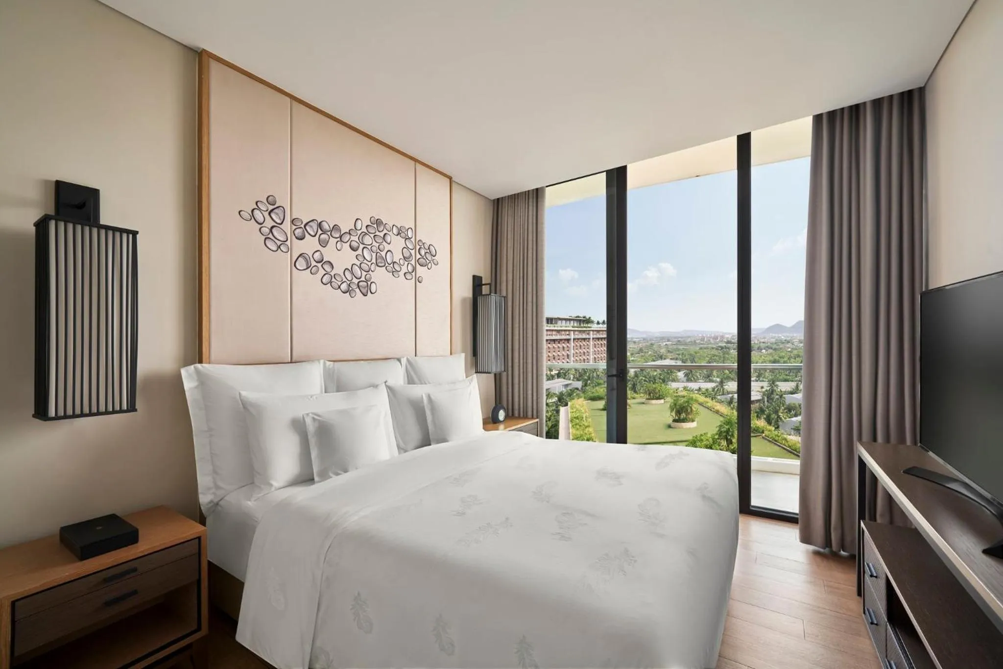 Photo of the whole room, Bed in InterContinental Phu Quoc Long Beach Resort by IHG