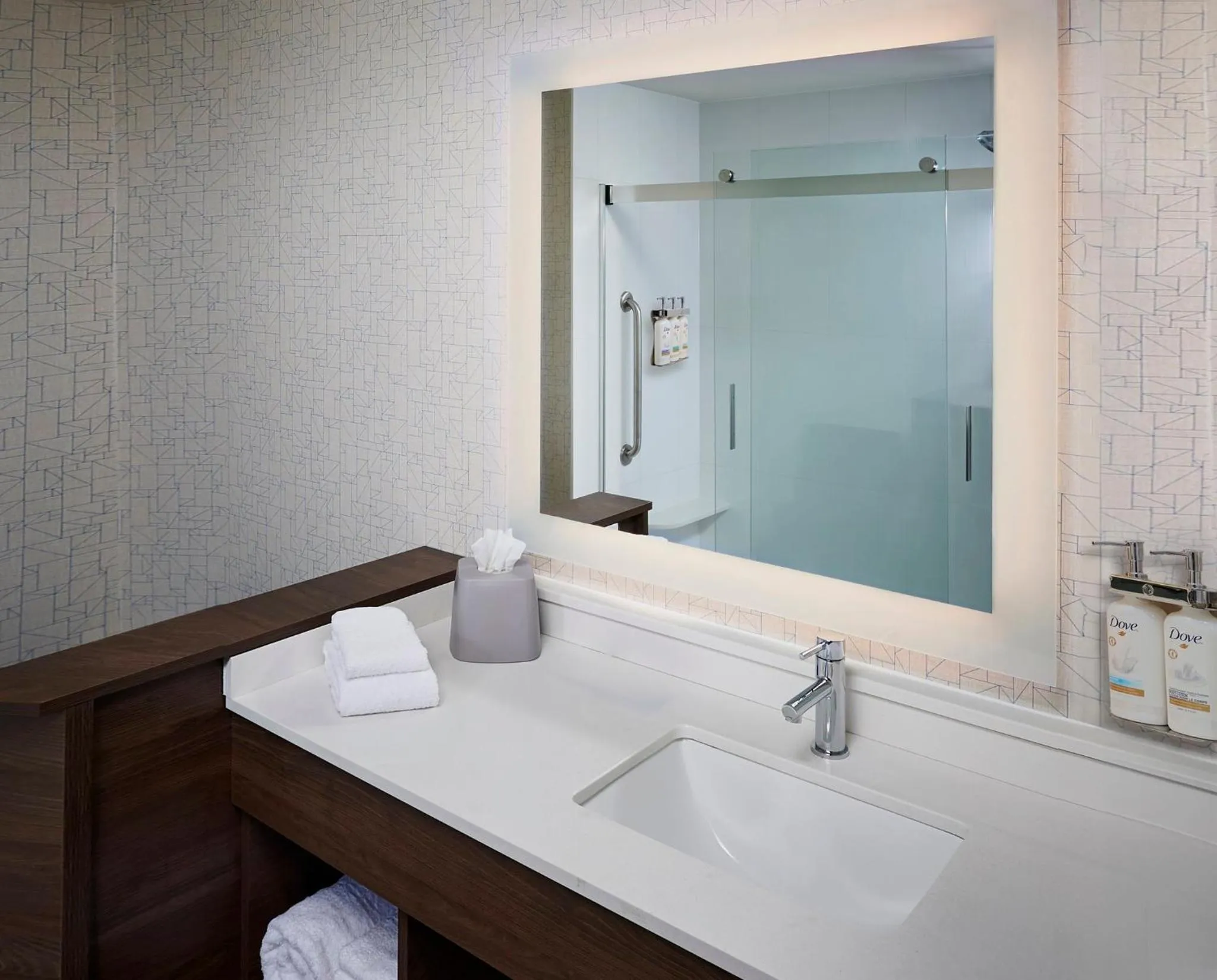 Bathroom in Holiday Inn Express Niagara-On-The-Lake by IHG