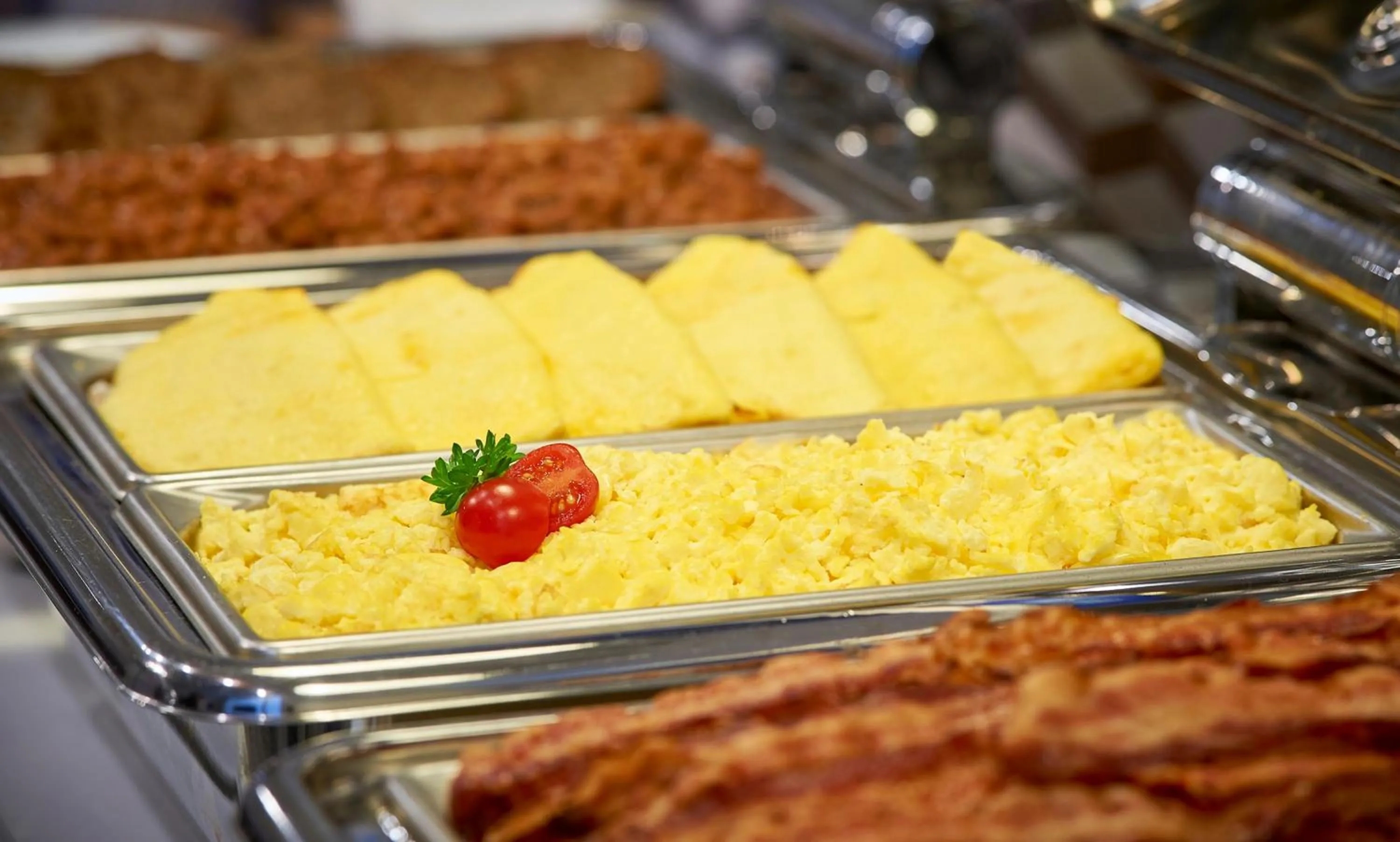 Breakfast in Holiday Inn Express Niagara-On-The-Lake by IHG