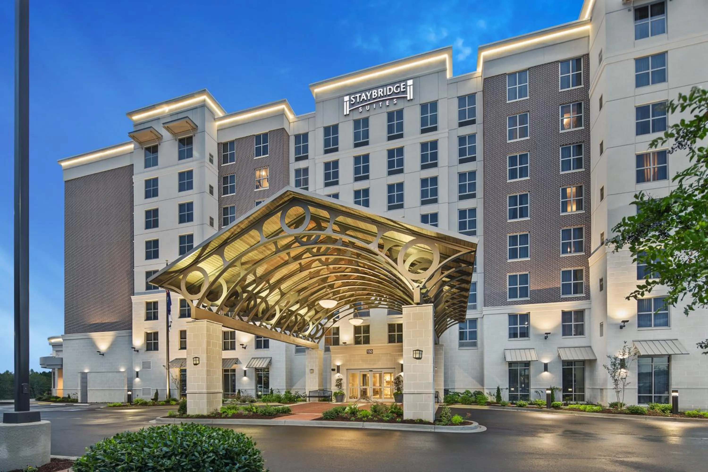 Property building in Staybridge Suites - Florence Center by IHG