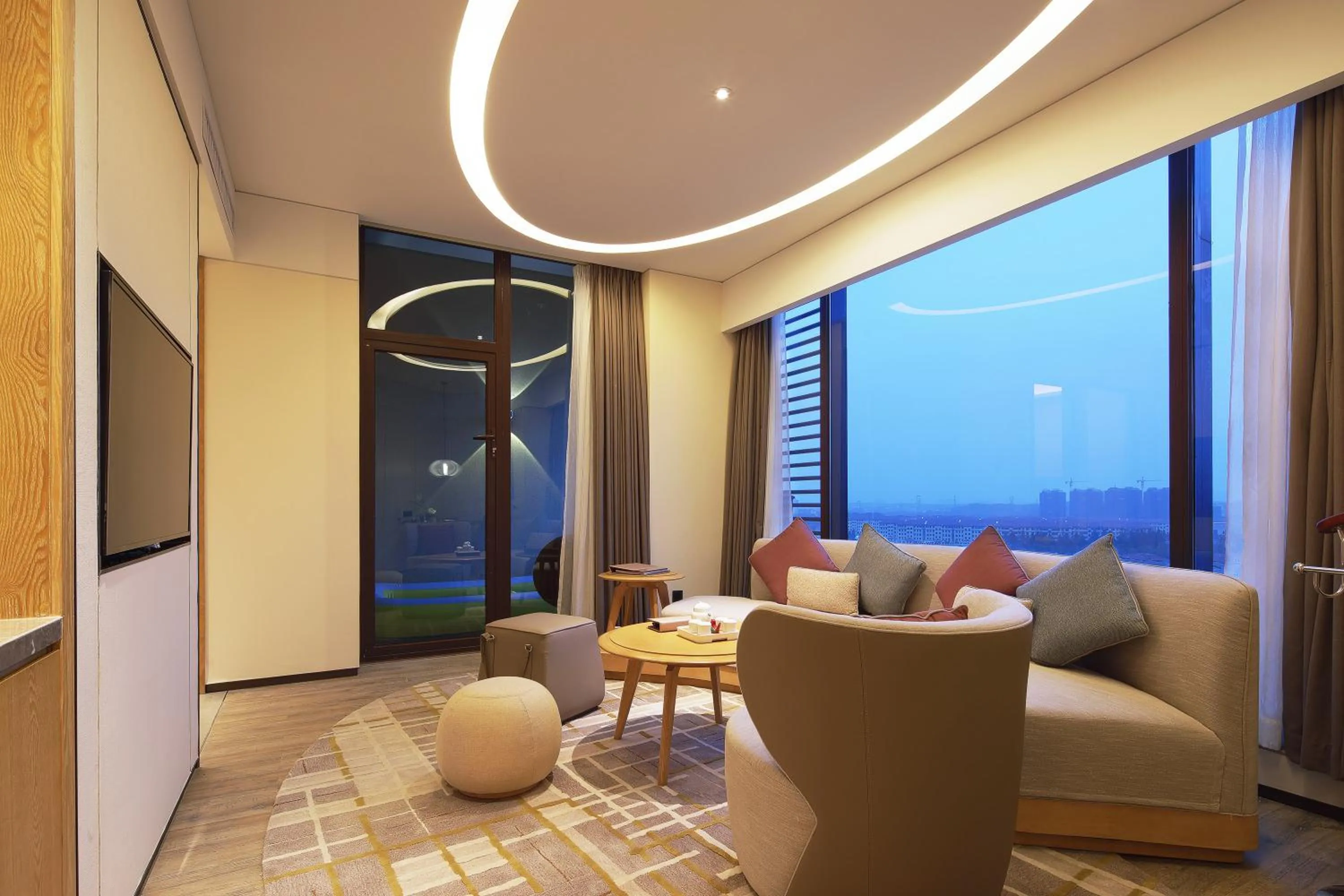 Photo of the whole room in Crowne Plaza Nanchang Wanli by IHG