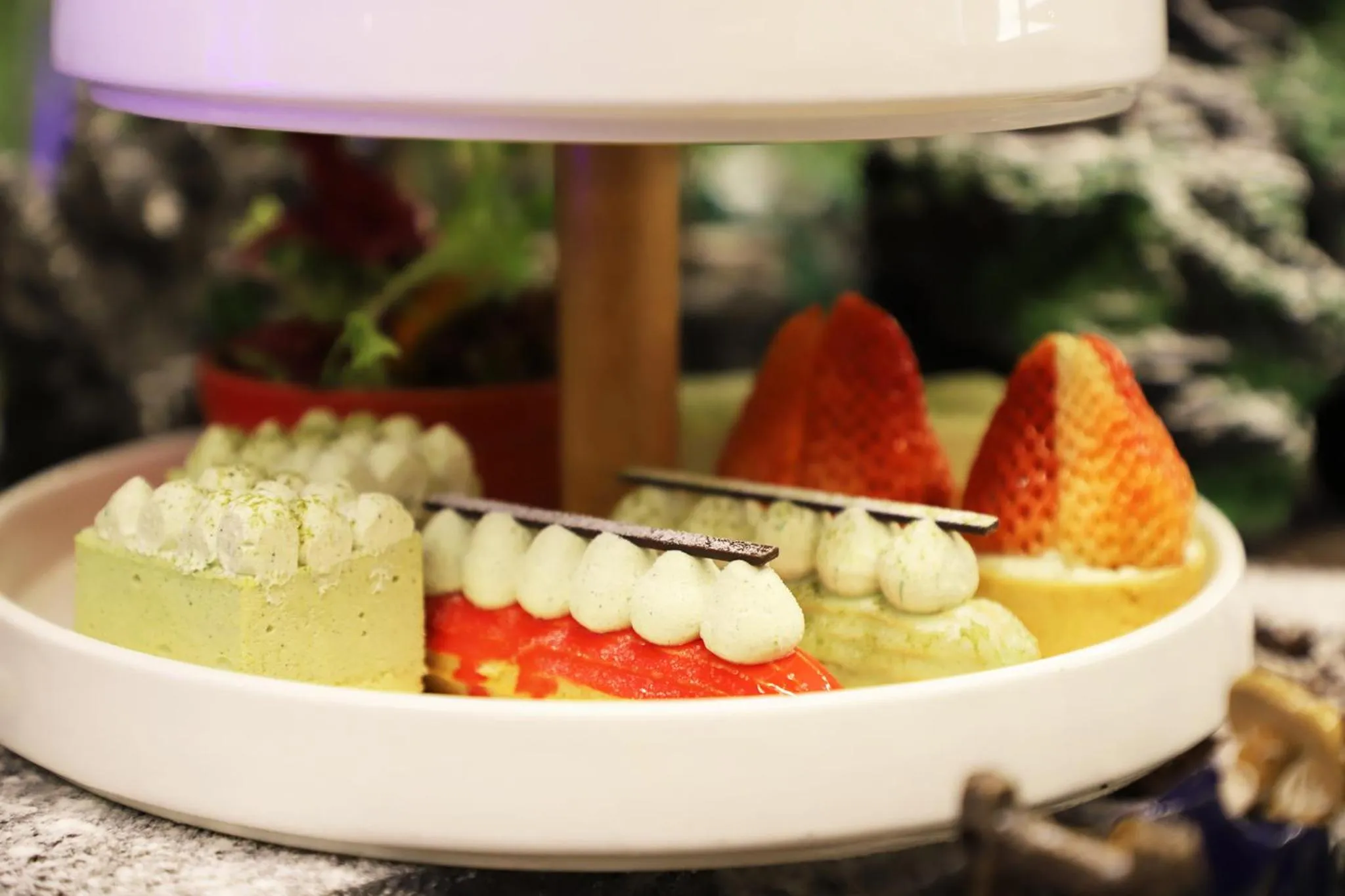 Restaurant/places to eat in Crowne Plaza Nanchang Wanli by IHG