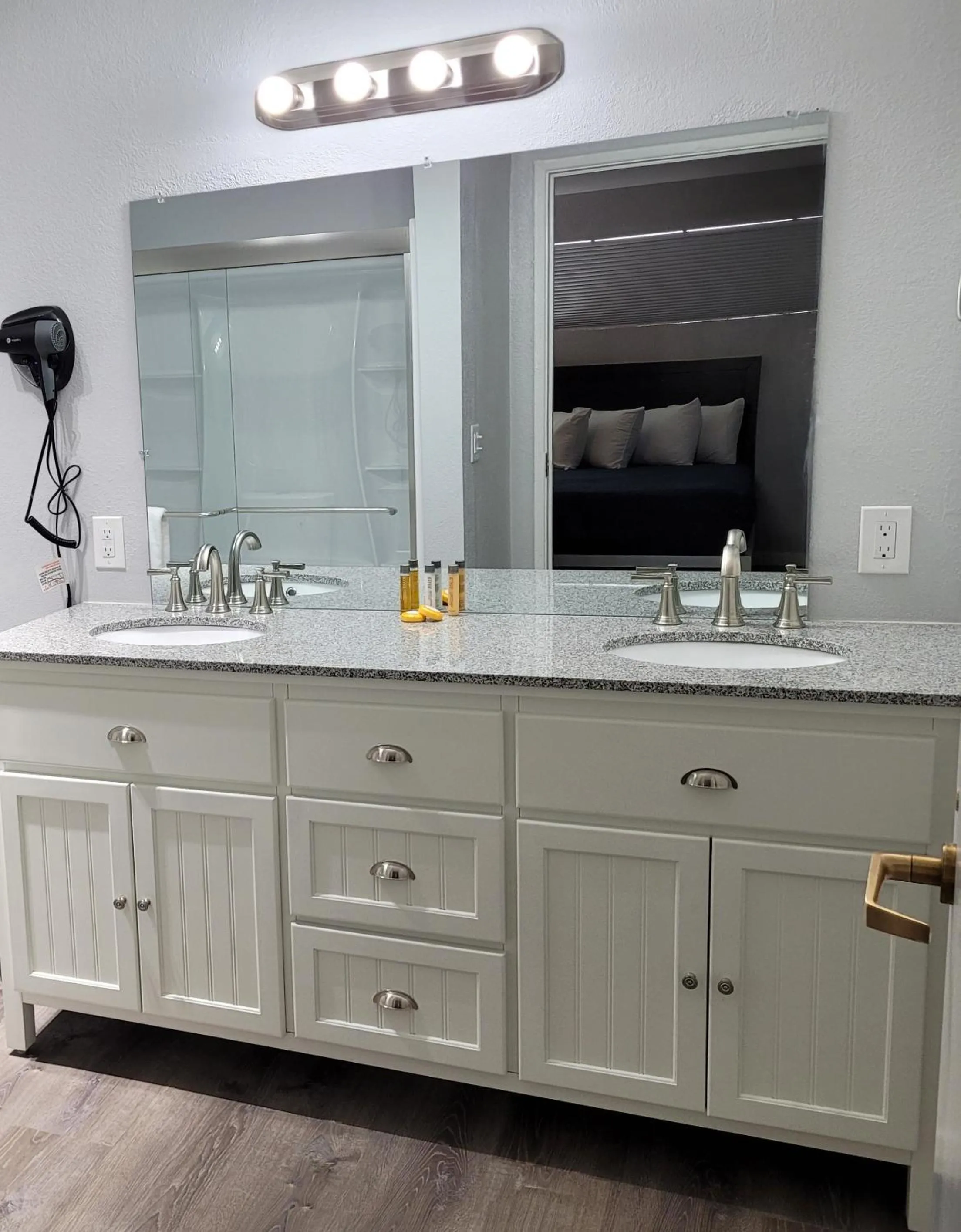 Bathroom in Cerulean Hotel