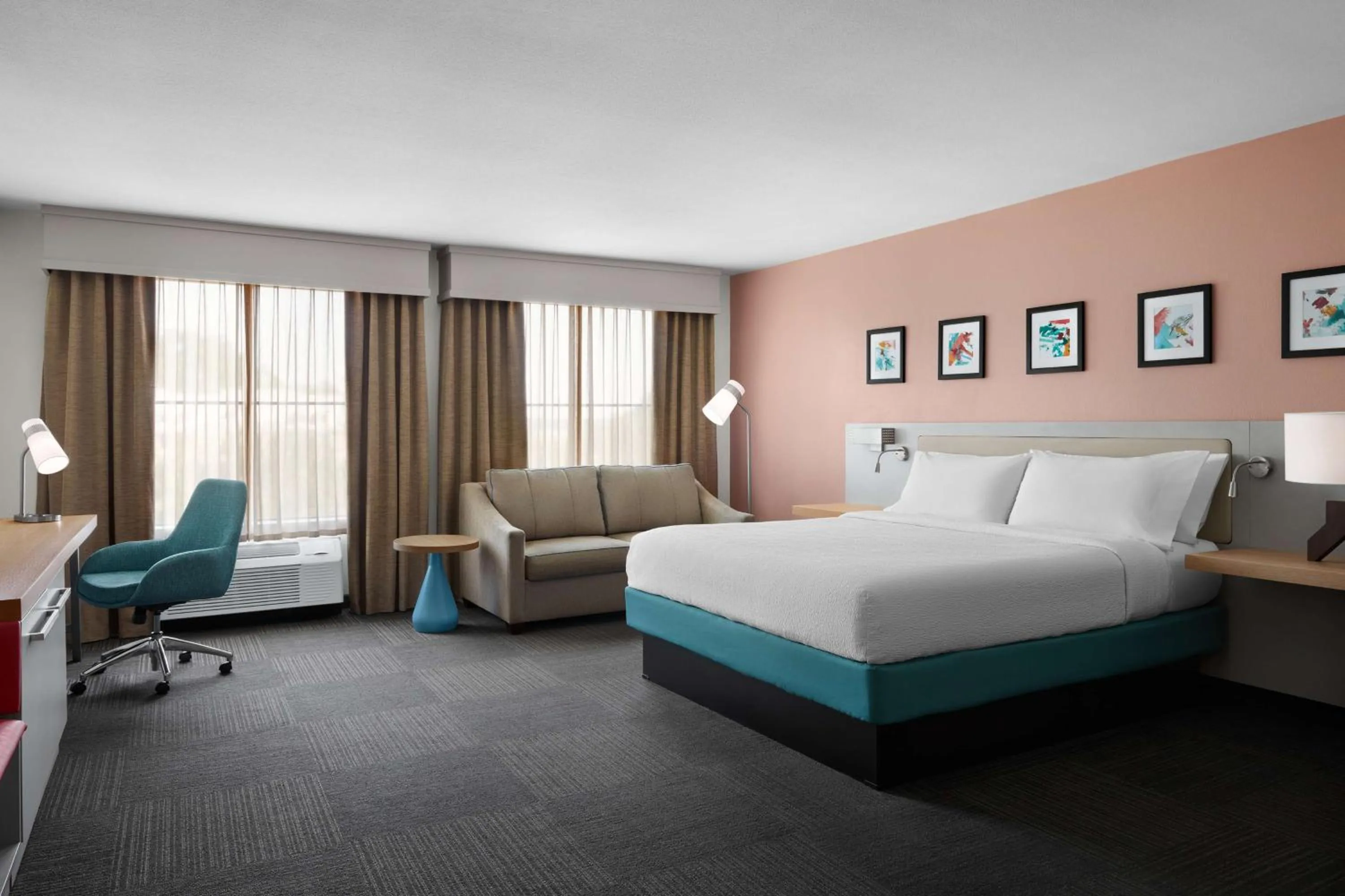 Living room, Bed in Hilton Garden Inn Beaufort