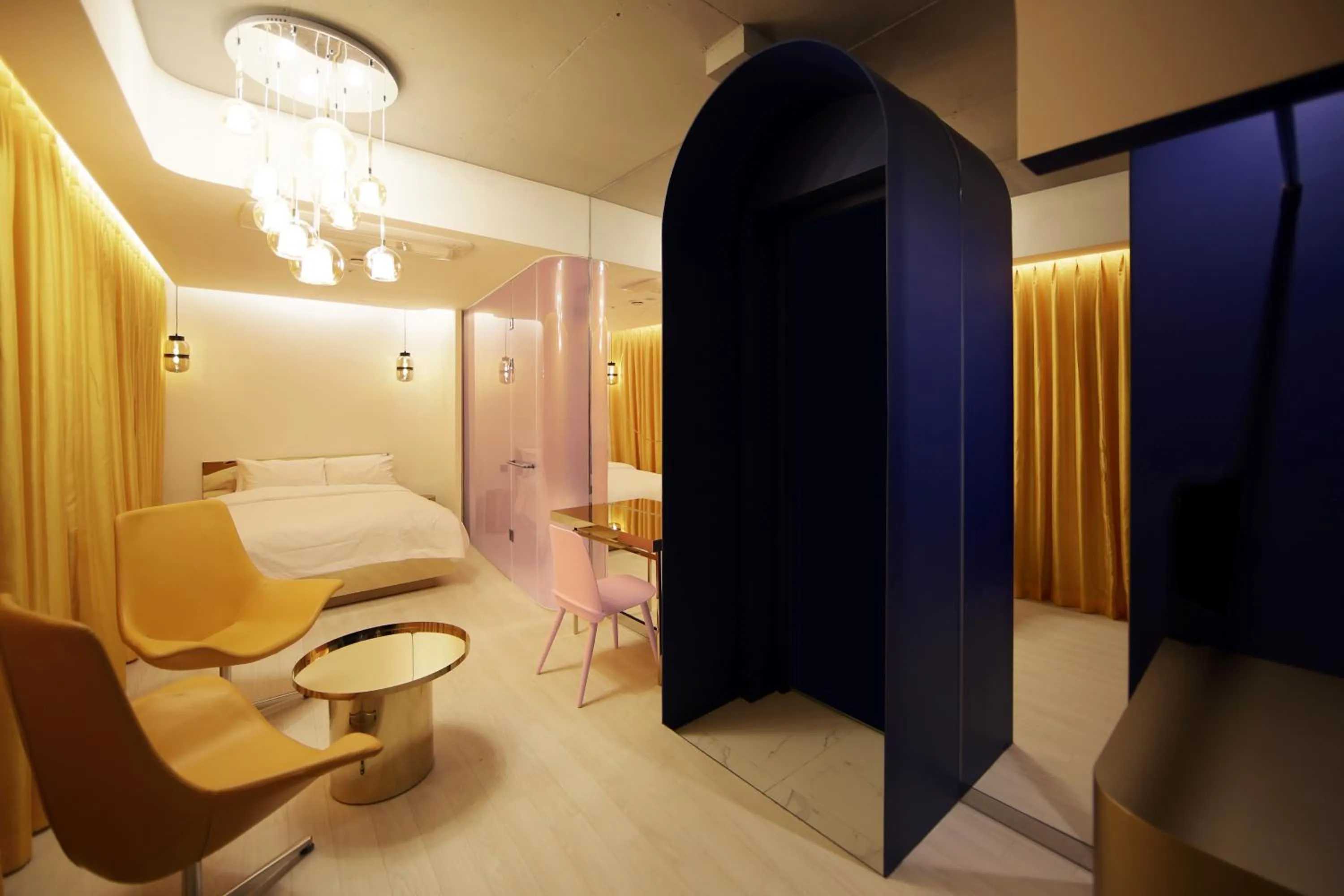 Bed in Hotel The Designers DDP