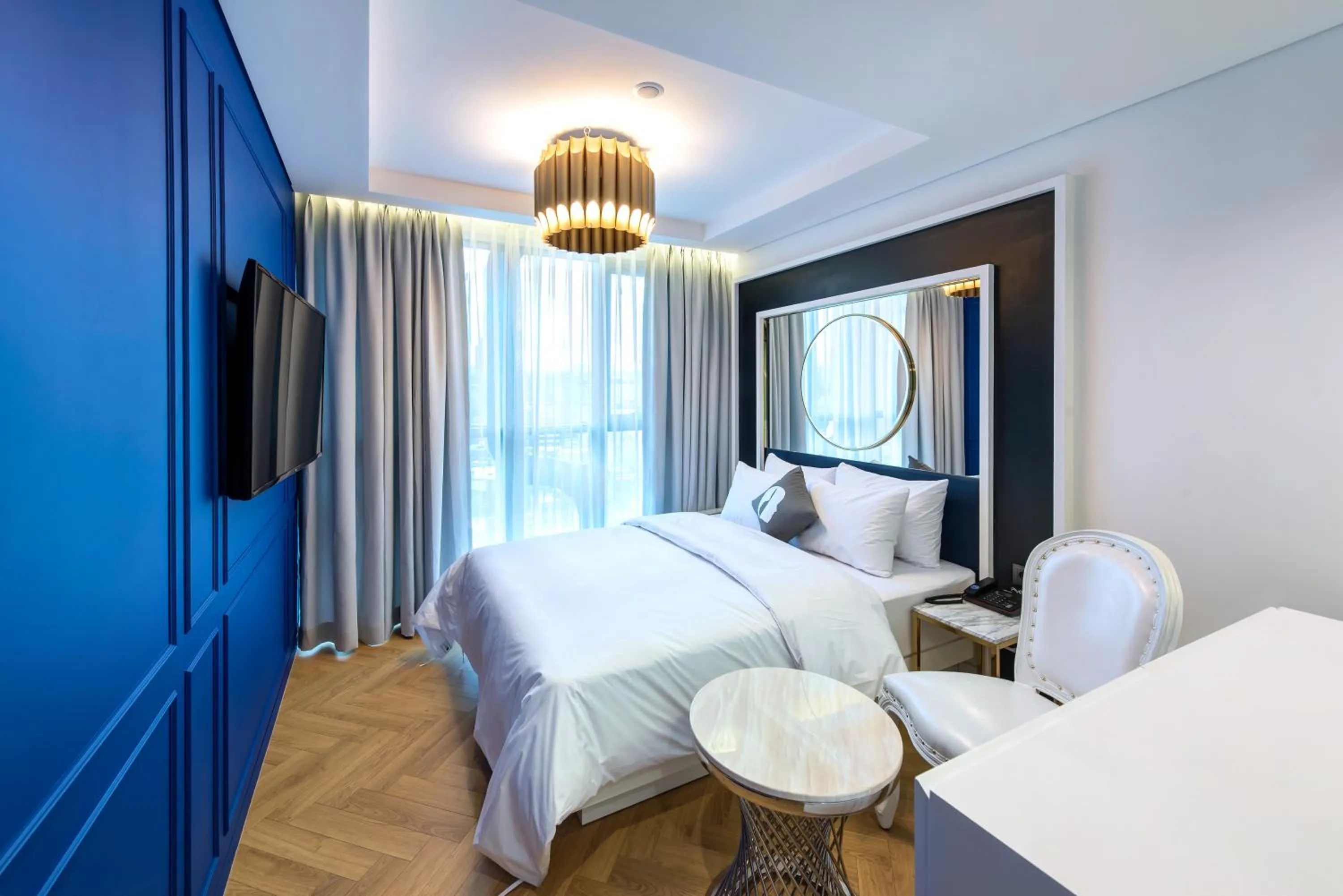 Bedroom, Bed in Hotel The Designers DDP