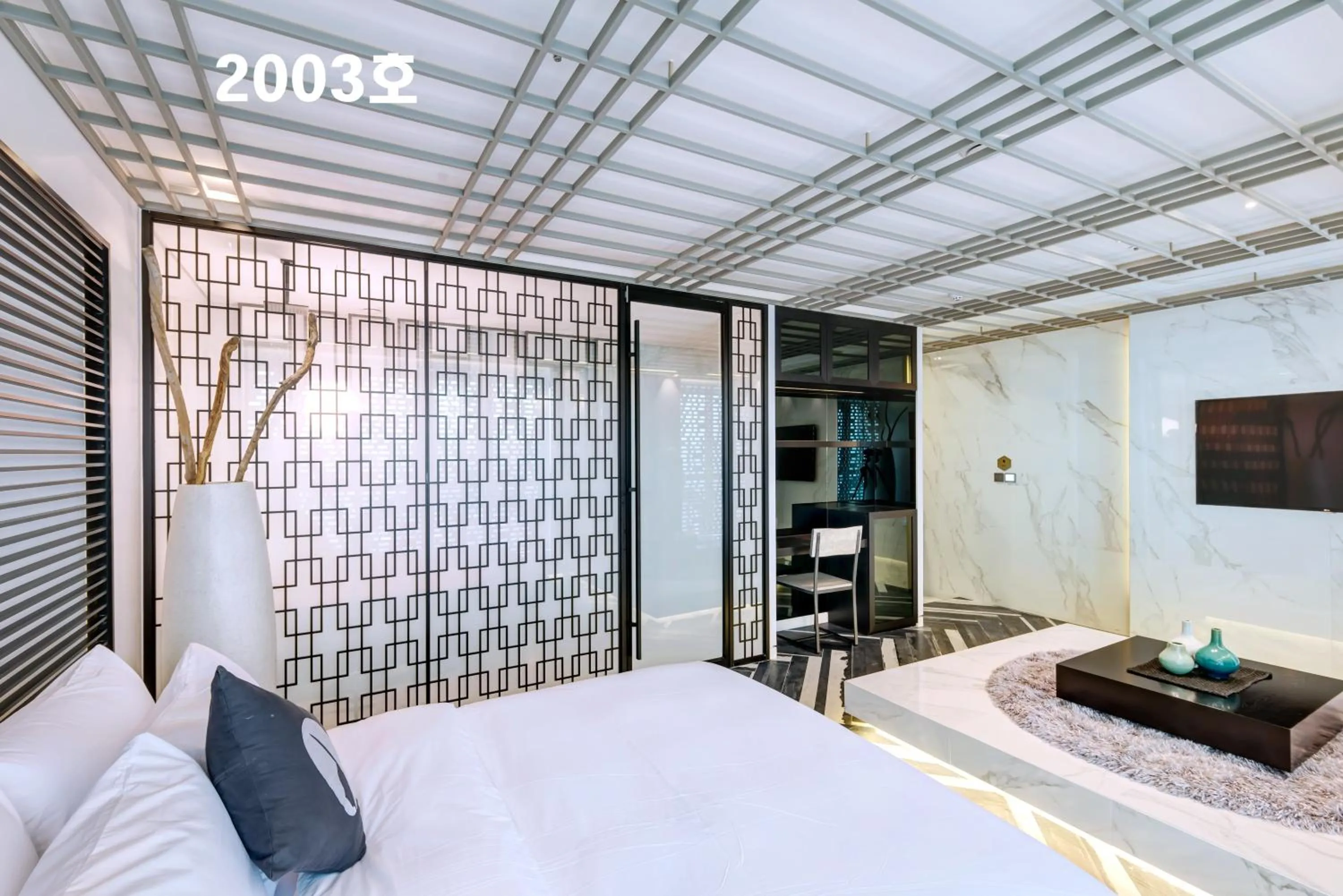 Bedroom, Bed in Hotel The Designers DDP