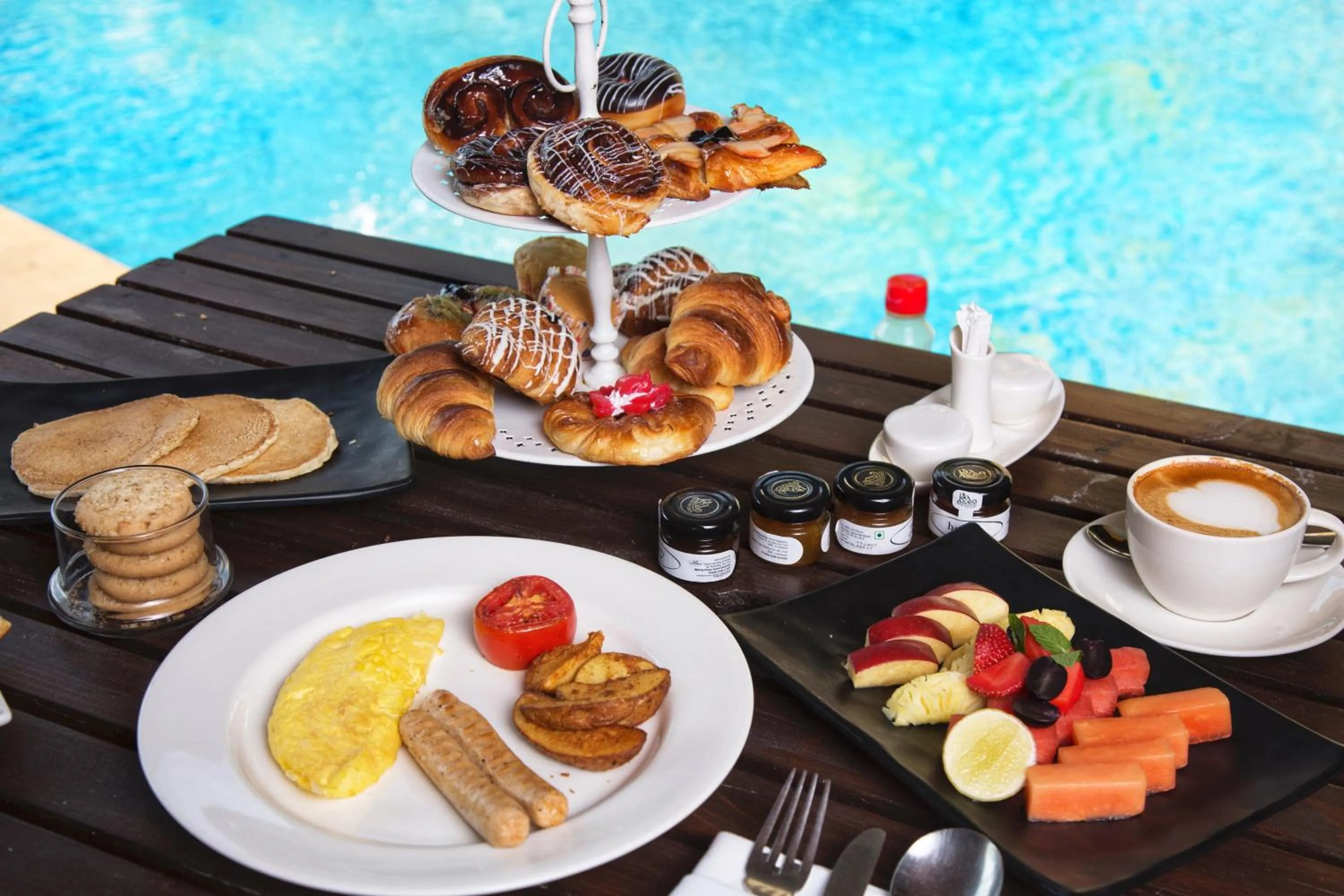 Breakfast in DATA Resort by Della Adventure