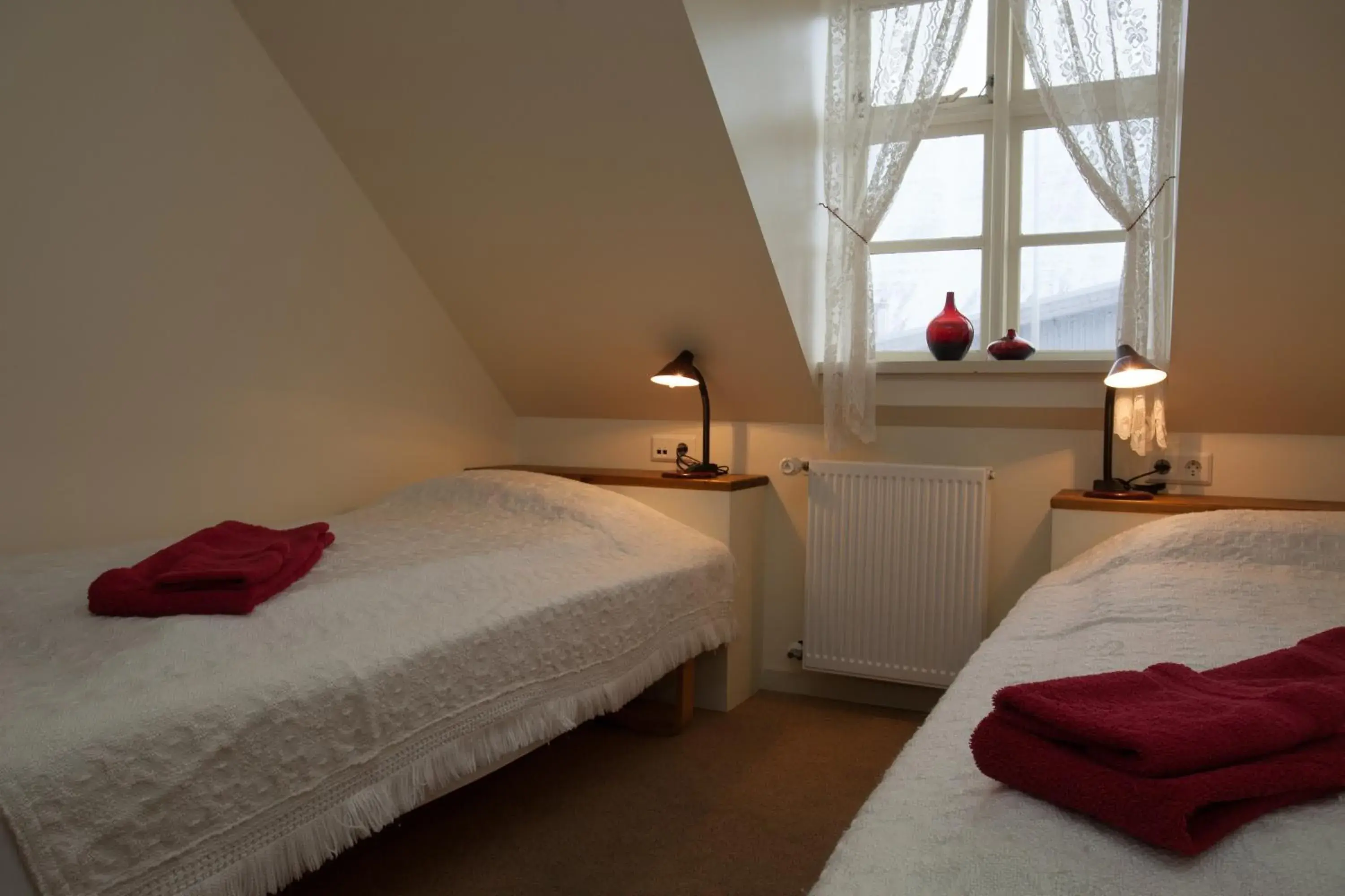 Twin Room with Shared Bathroom in Guesthouse Gamla Twin Room with Shared Bathroom in Guesthouse Gamla