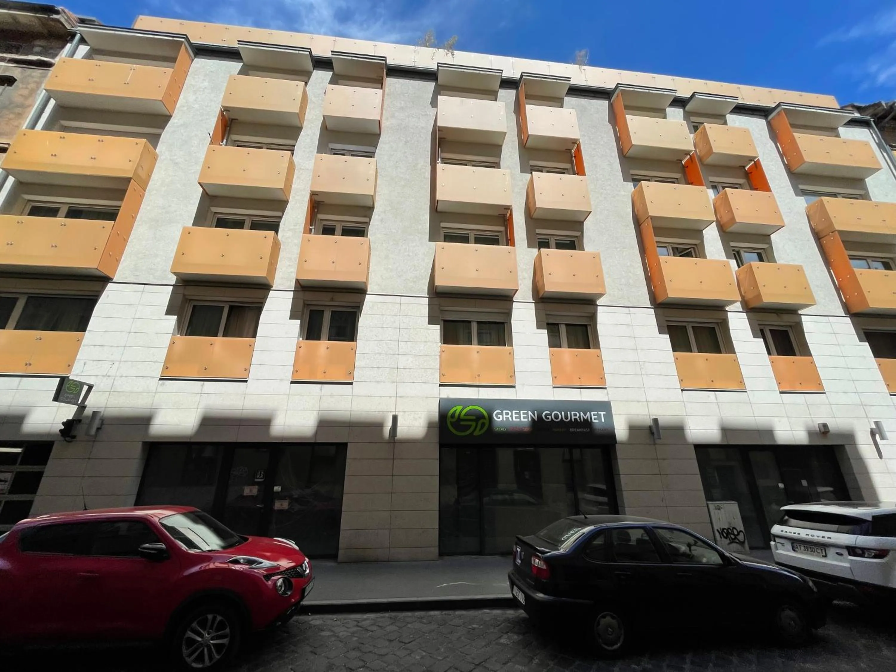 Property building in SWU Broadway