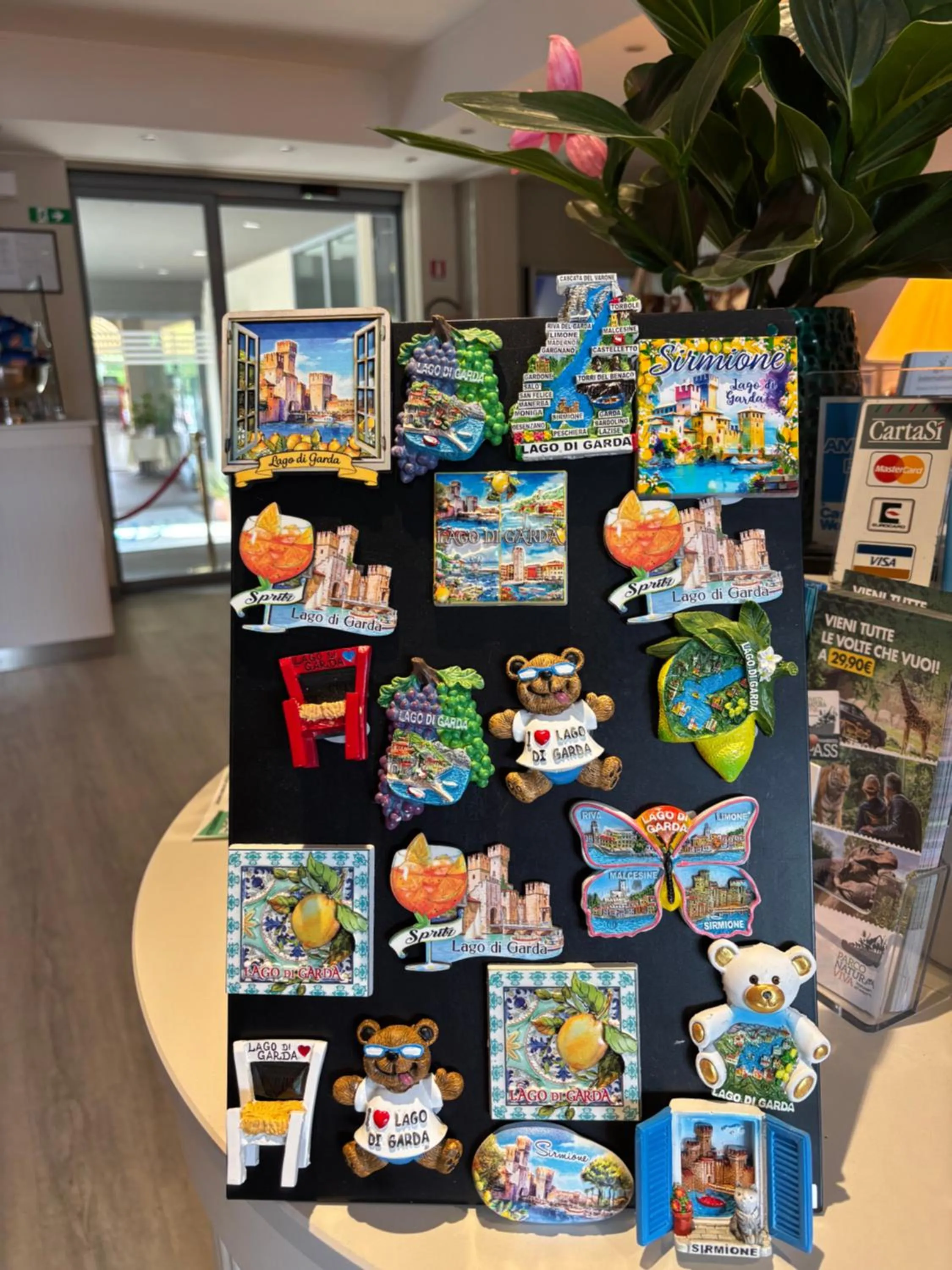 Lobby or reception in Hotel Alfieri