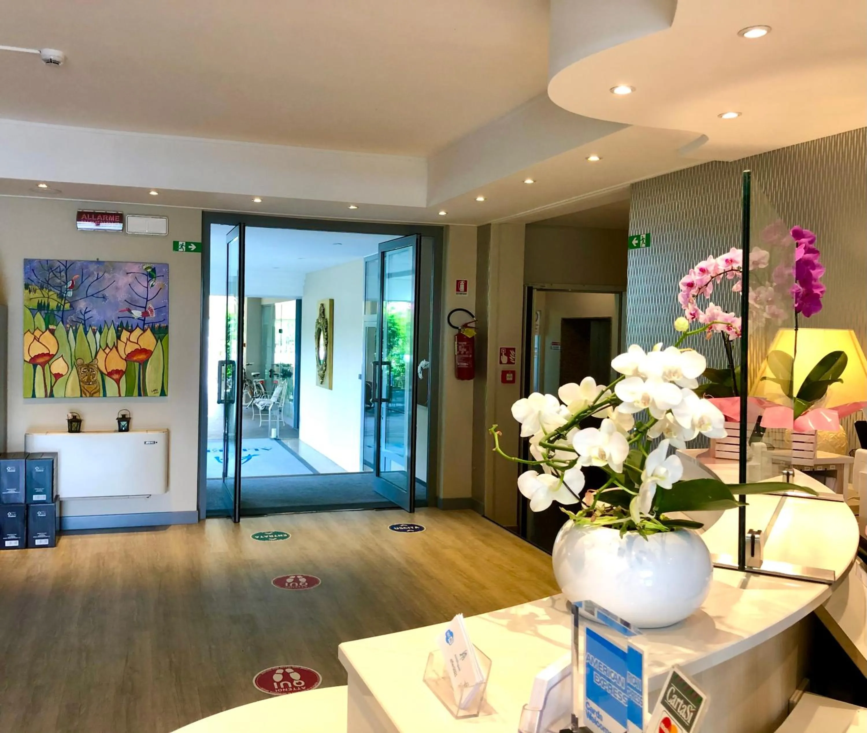 Lobby or reception in Hotel Alfieri