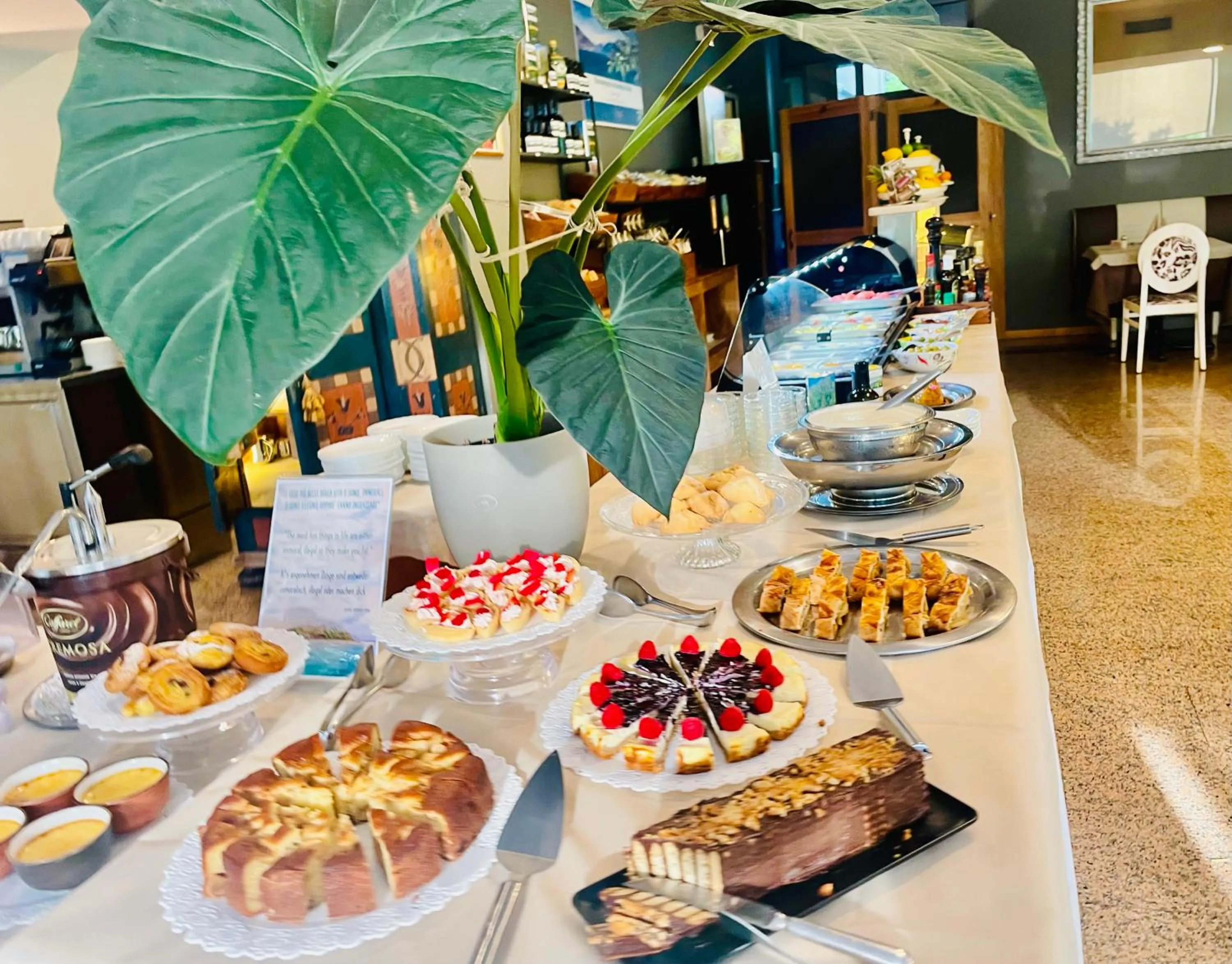 Breakfast in Hotel Alfieri