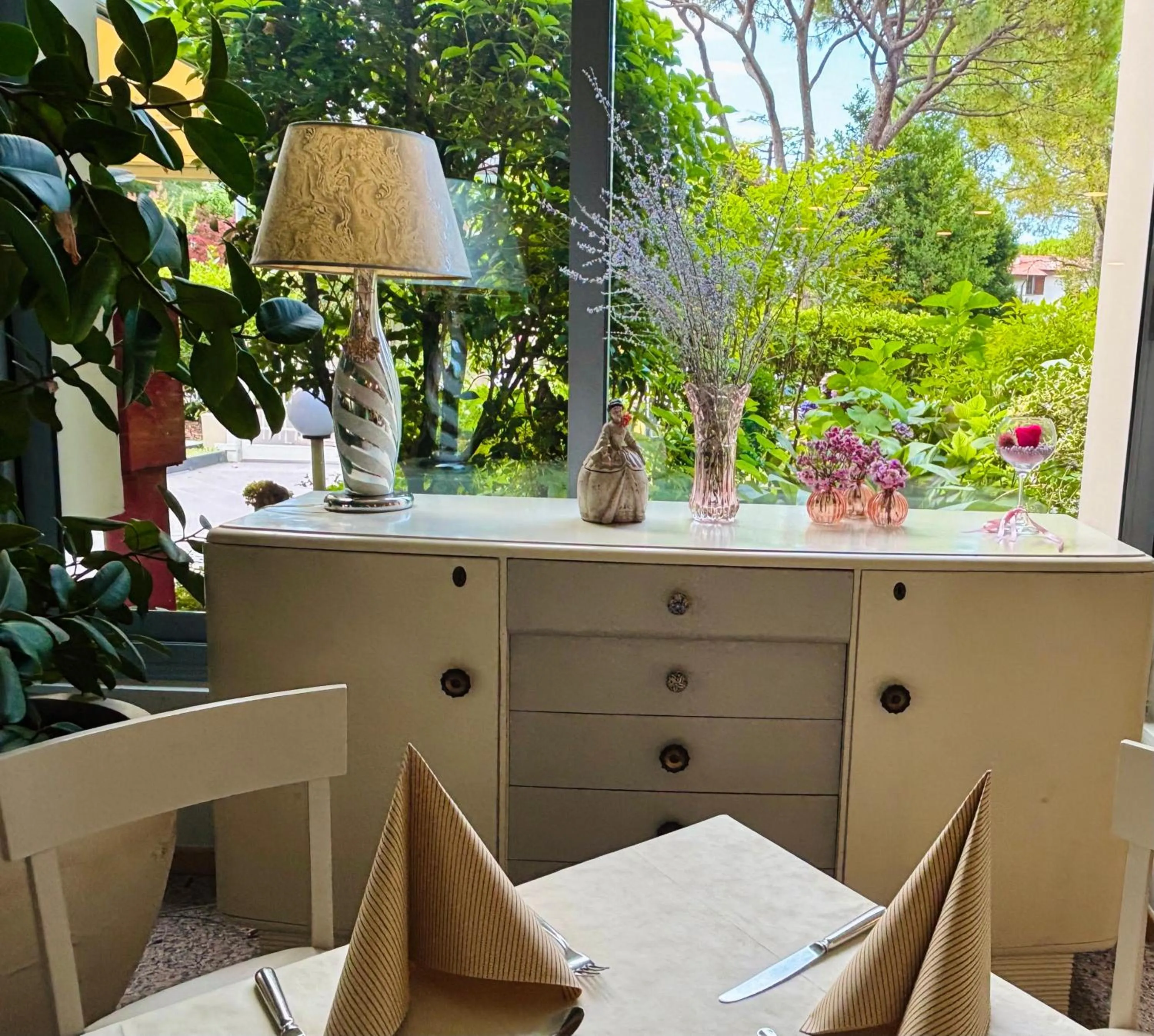 Breakfast in Hotel Alfieri