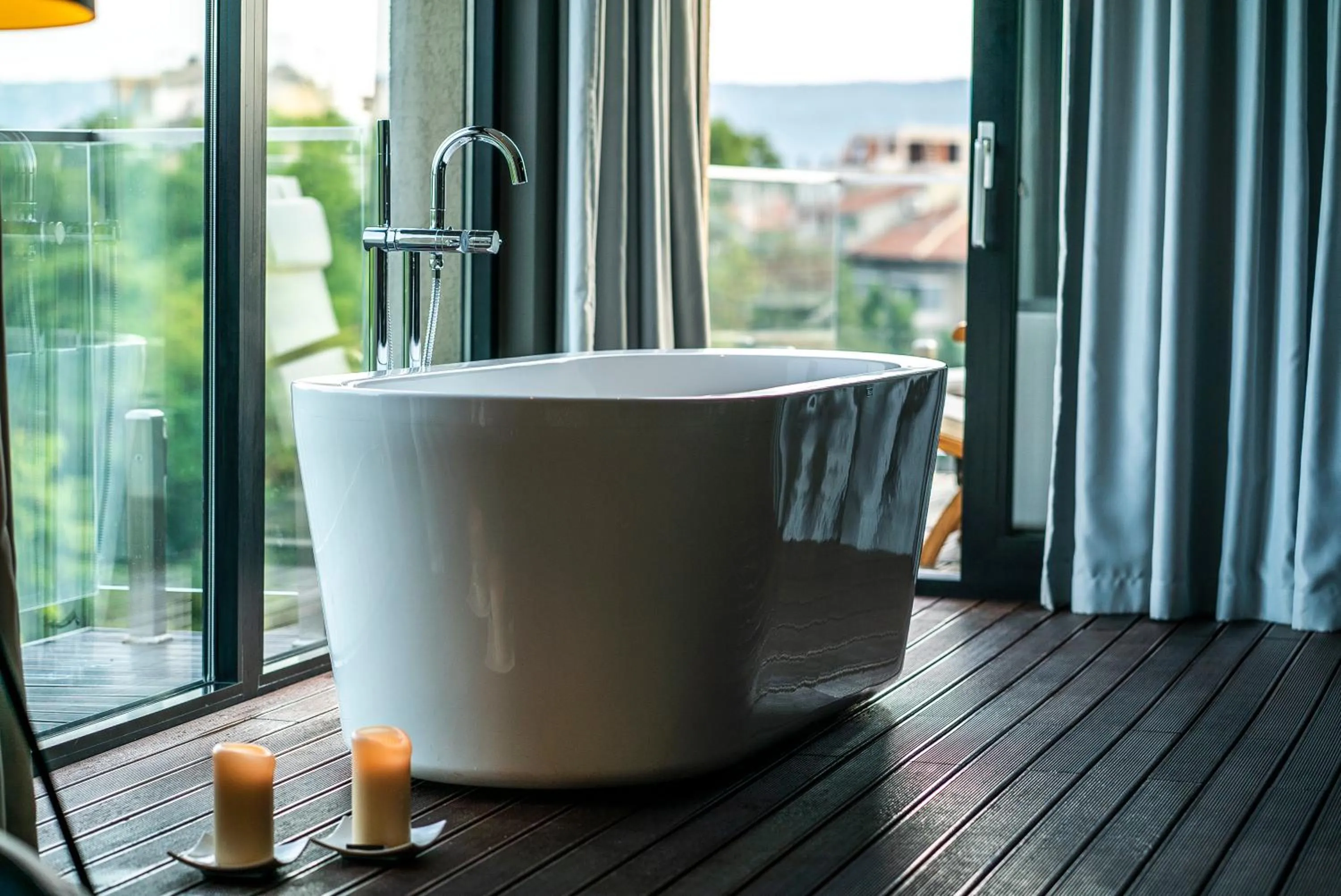 Hot Tub in mOdus Hotel