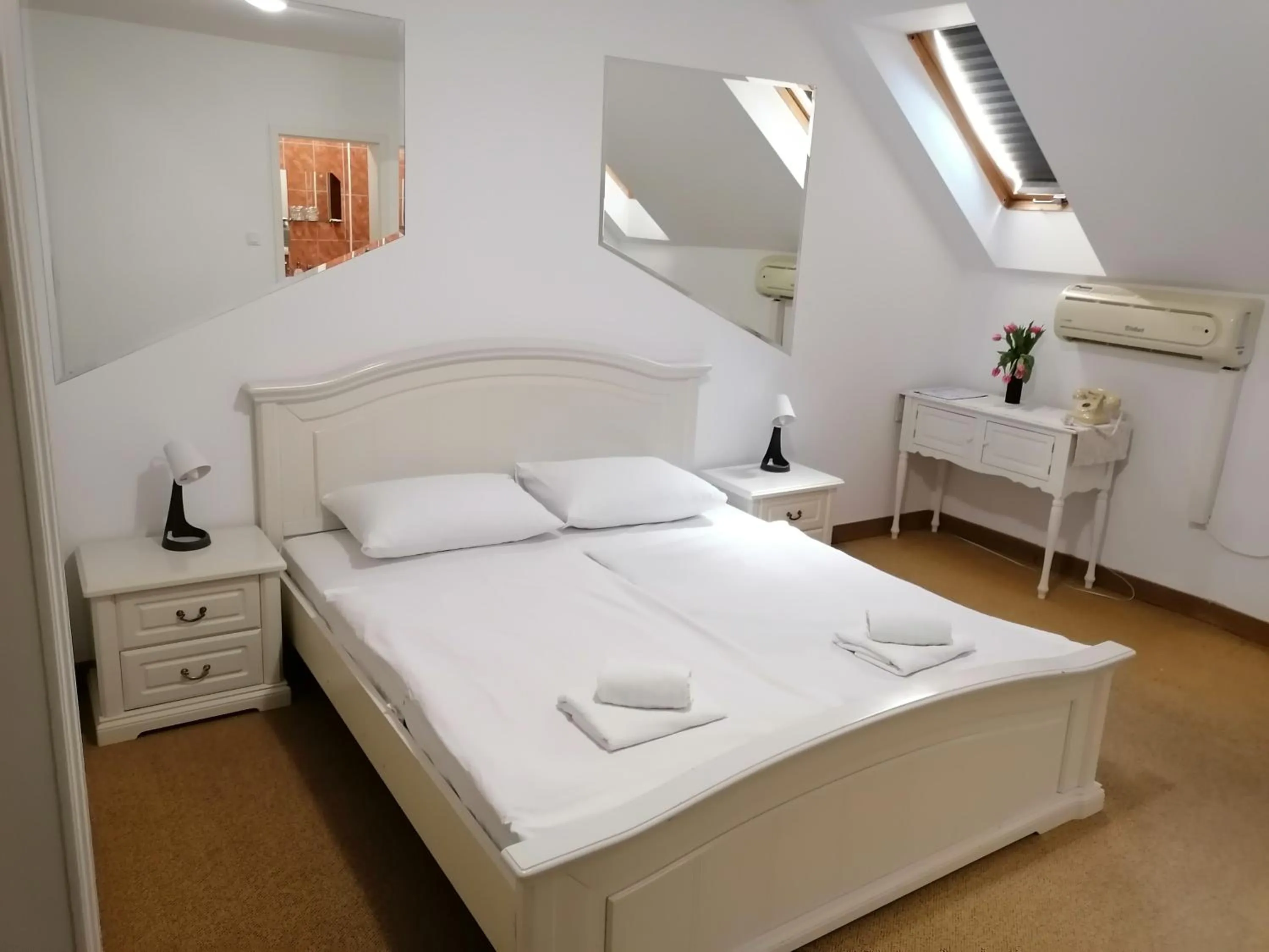 Bedroom, Bed in Hotel Garny Pleso