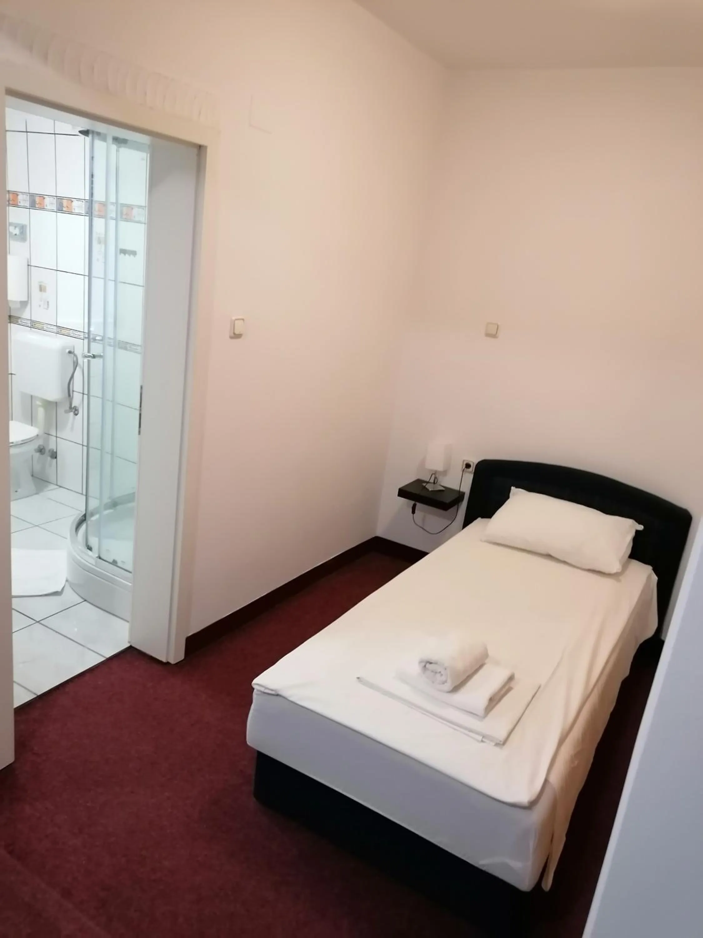 Bed in Hotel Garny Pleso