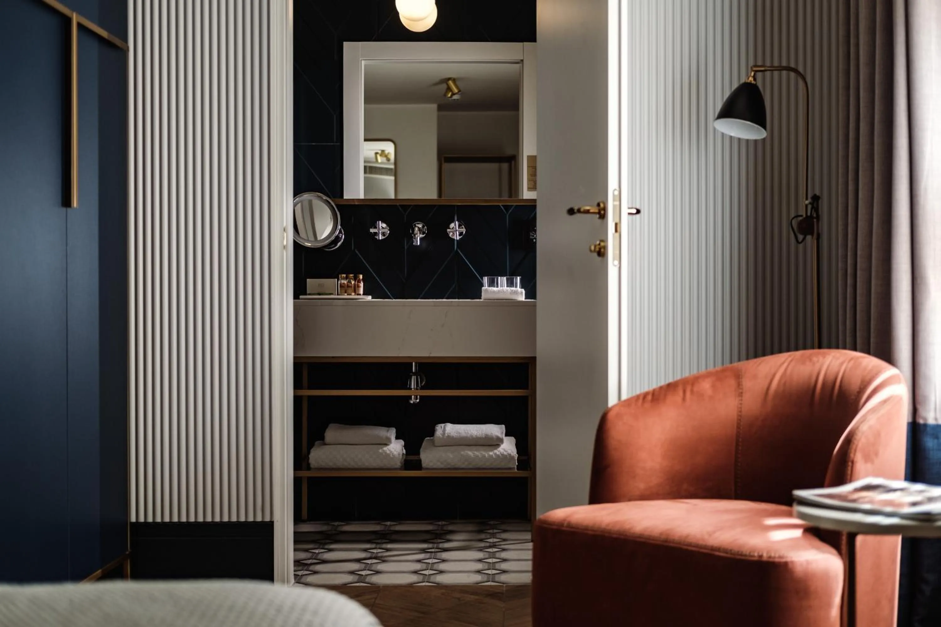 Bedroom in The Cumberland by NEU Collective