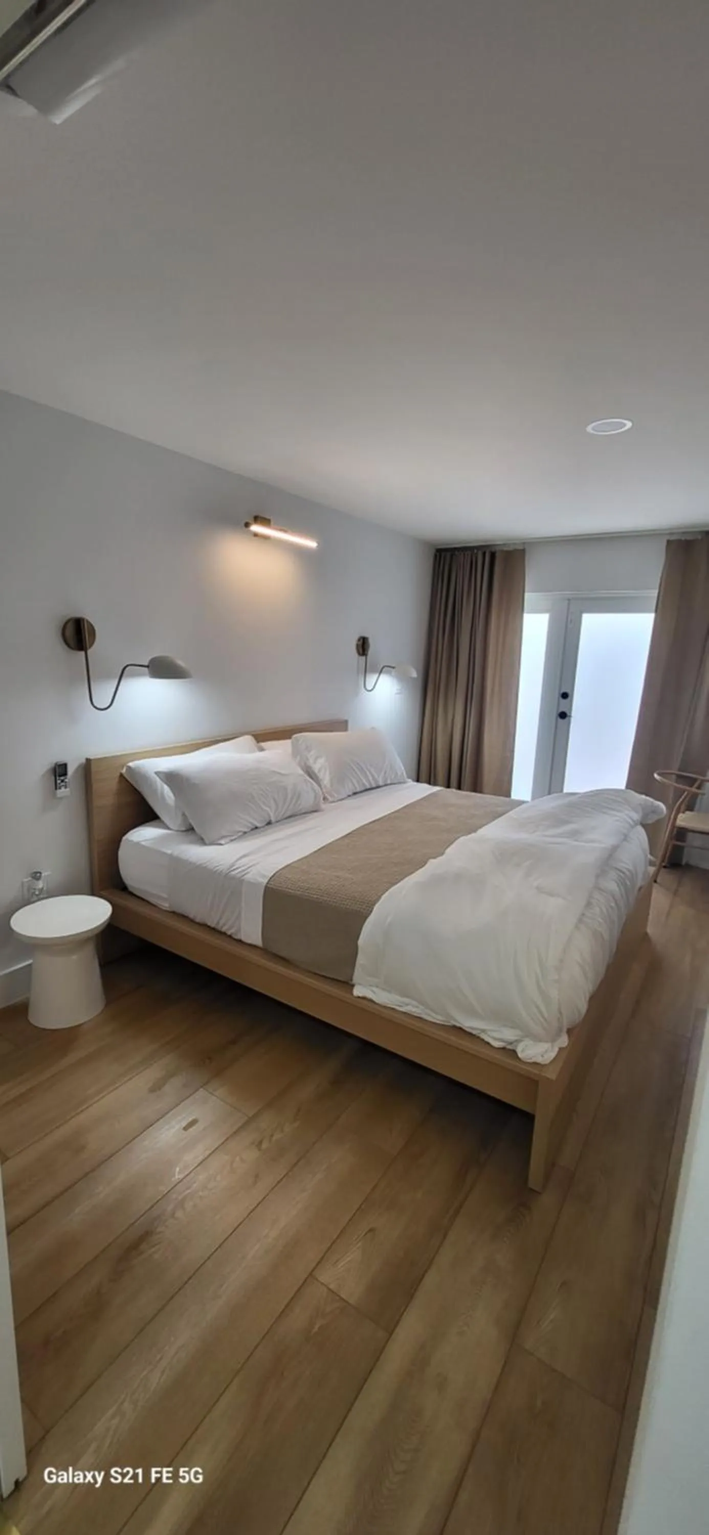 Bed in Green Island Inn