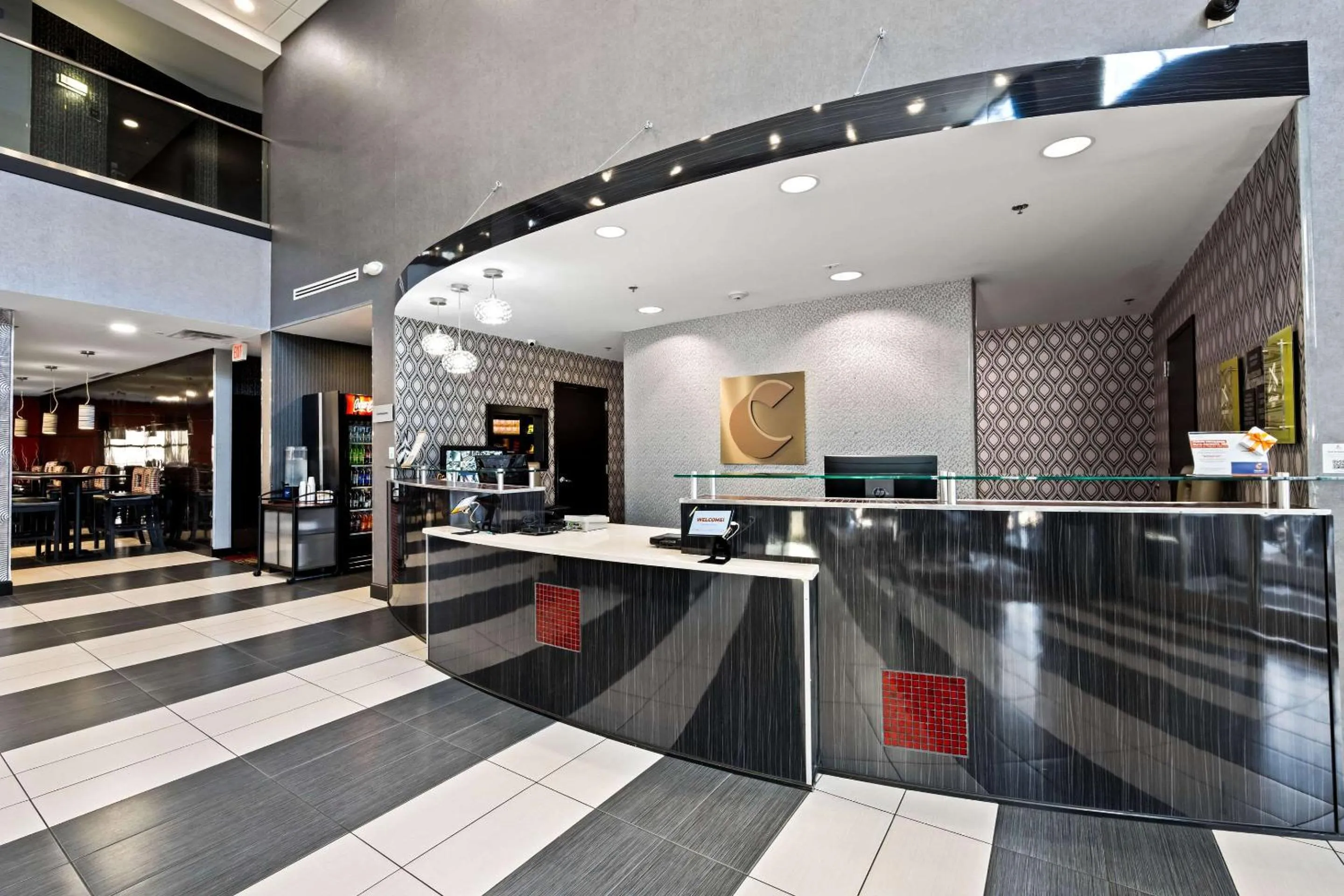 Lobby or reception in Comfort Suites Williamsburg Historic Area