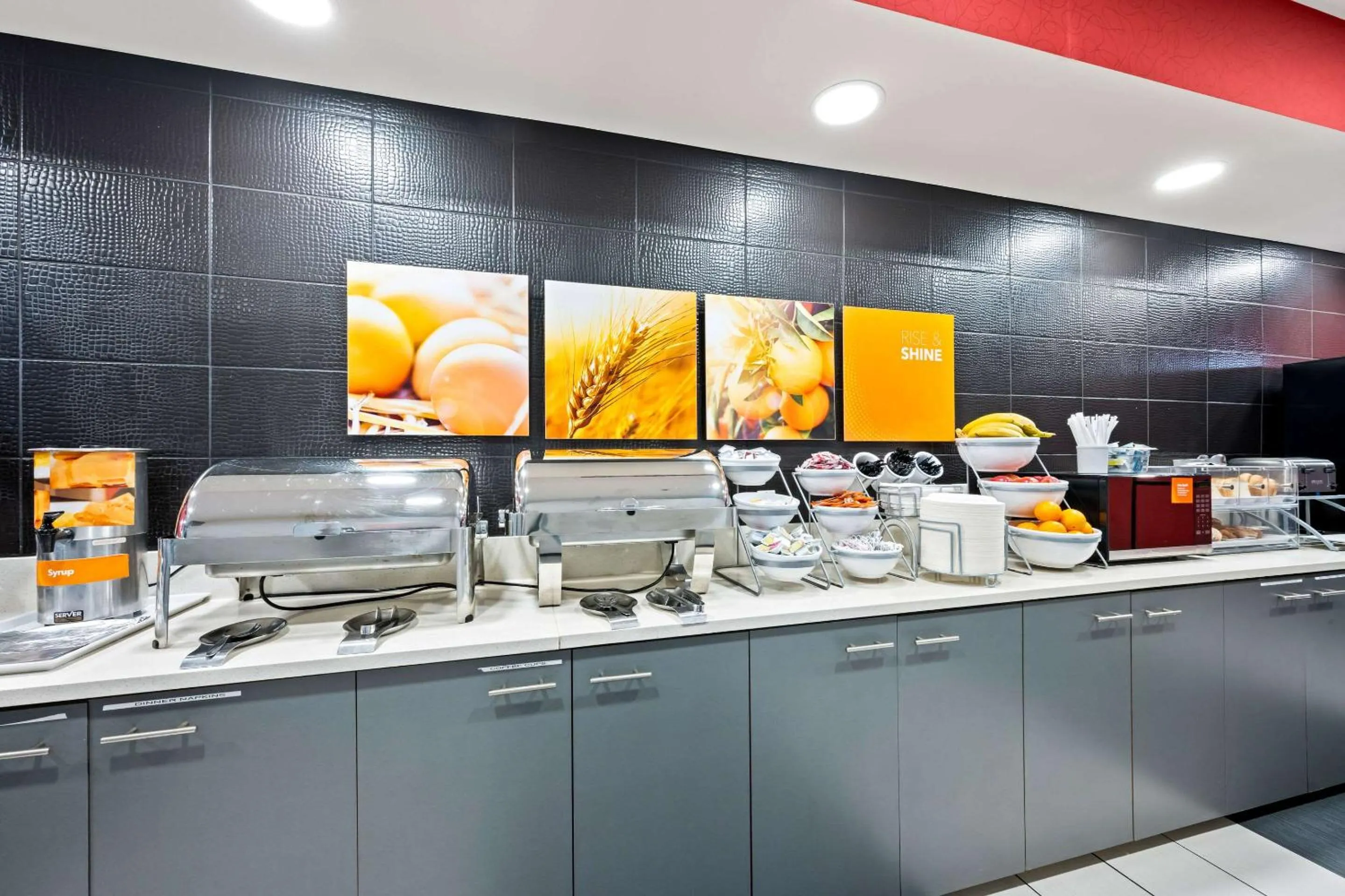 Breakfast in Comfort Suites Williamsburg Historic Area