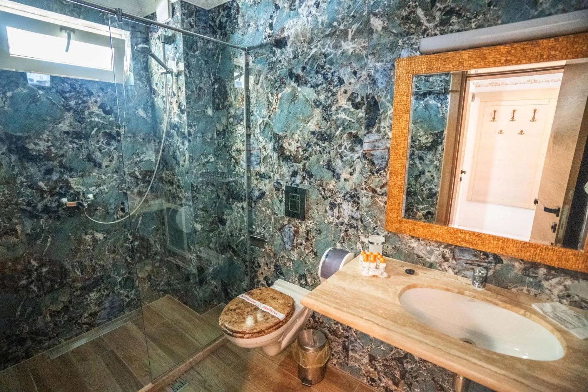 Bathroom in Royal Calisto Hotel