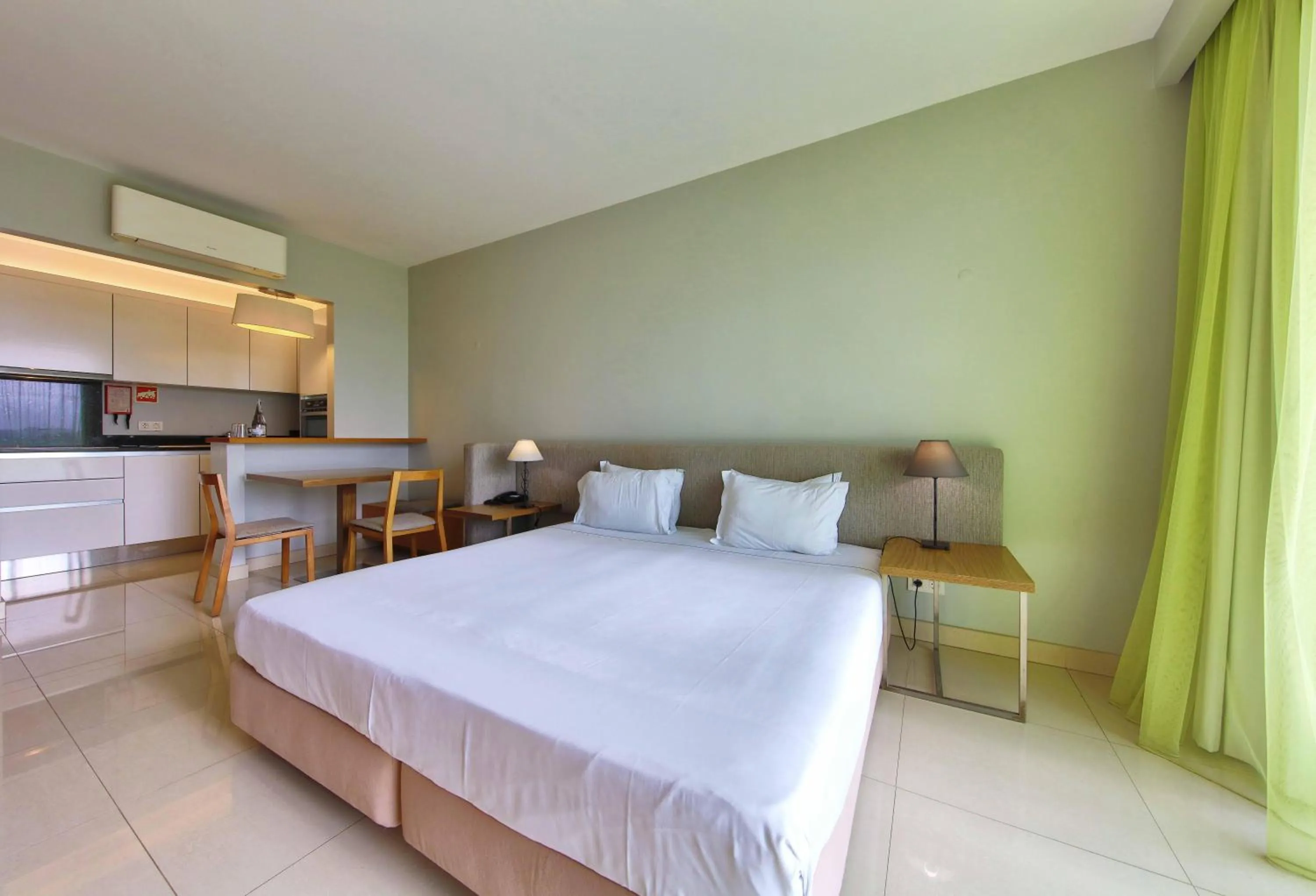 Photo of the whole room, Bed in Agua Hotels Riverside