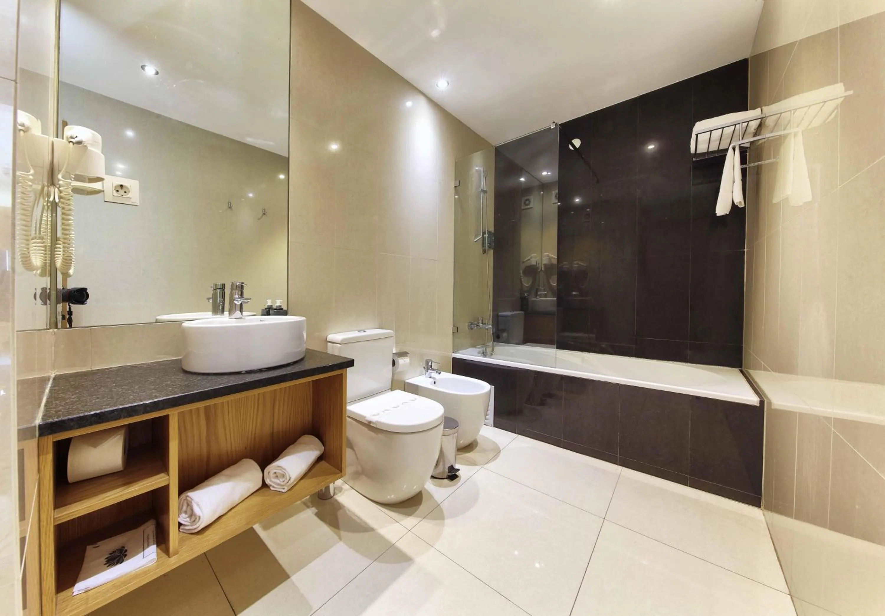 Bathroom in Agua Hotels Riverside