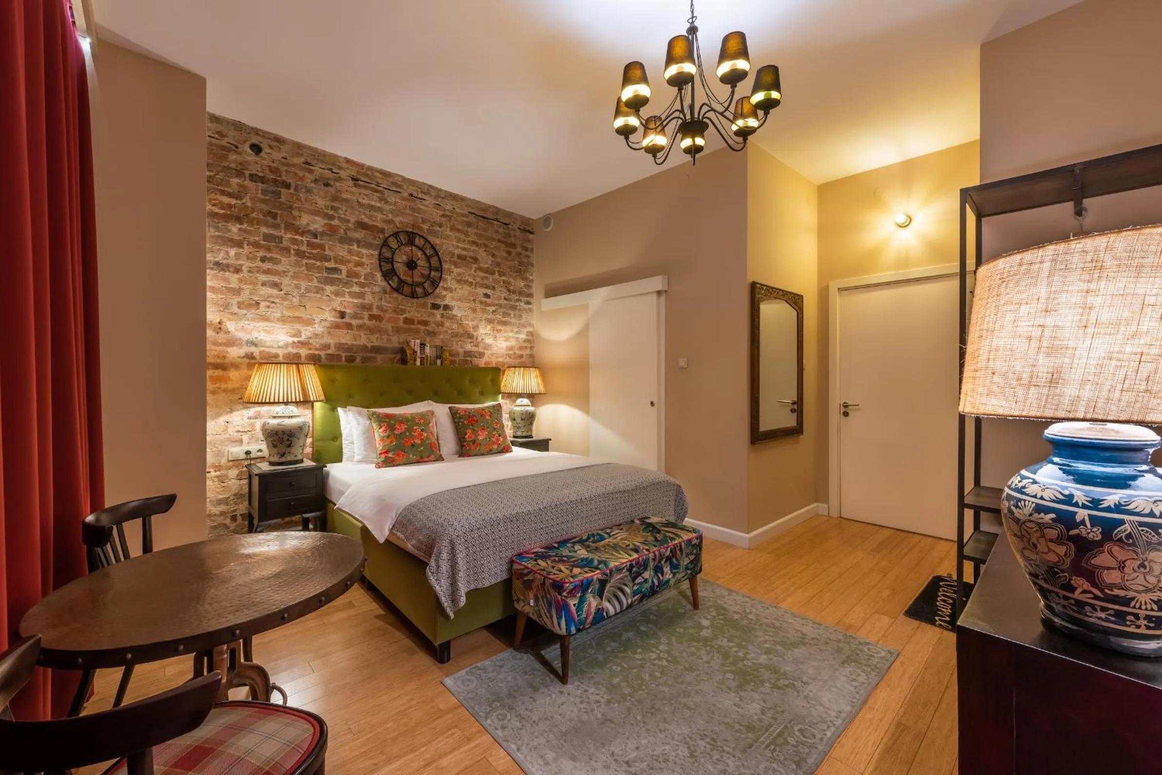 Photo of the whole room, Bed in SLEEPWELL NOWY ŚWIAT - entrance from Ordynacka 14St, through the courtyard