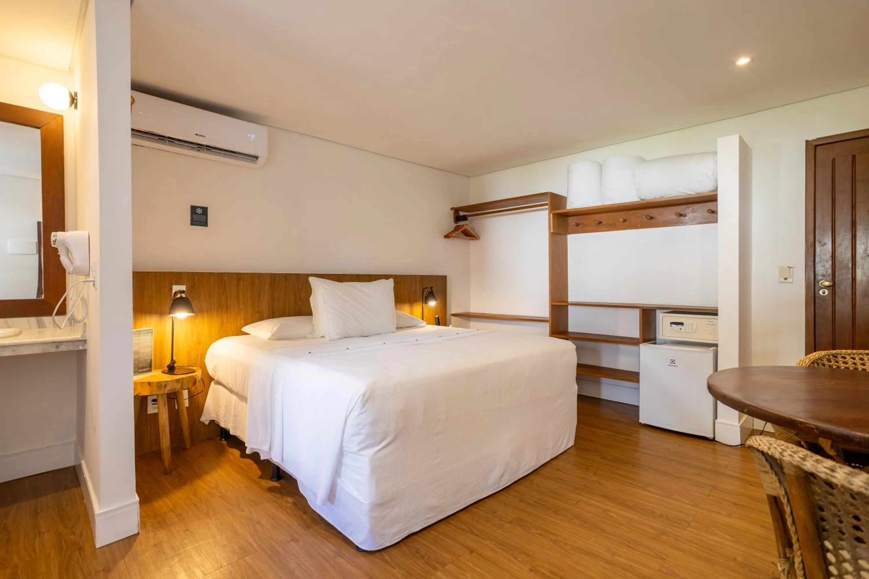 Bedroom, Bed in Pousada Cheiro Verde