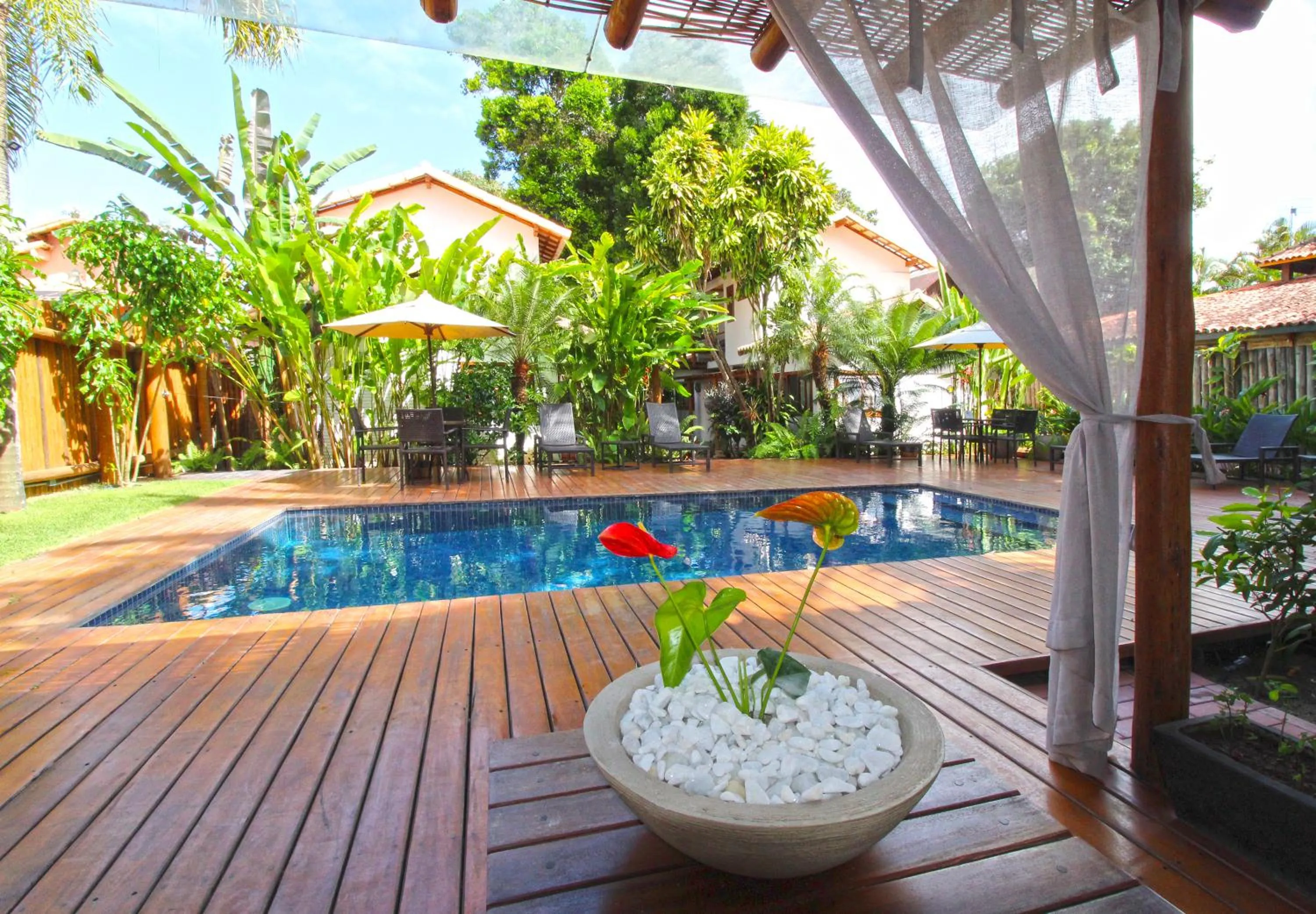 Swimming pool in Pousada Cheiro Verde