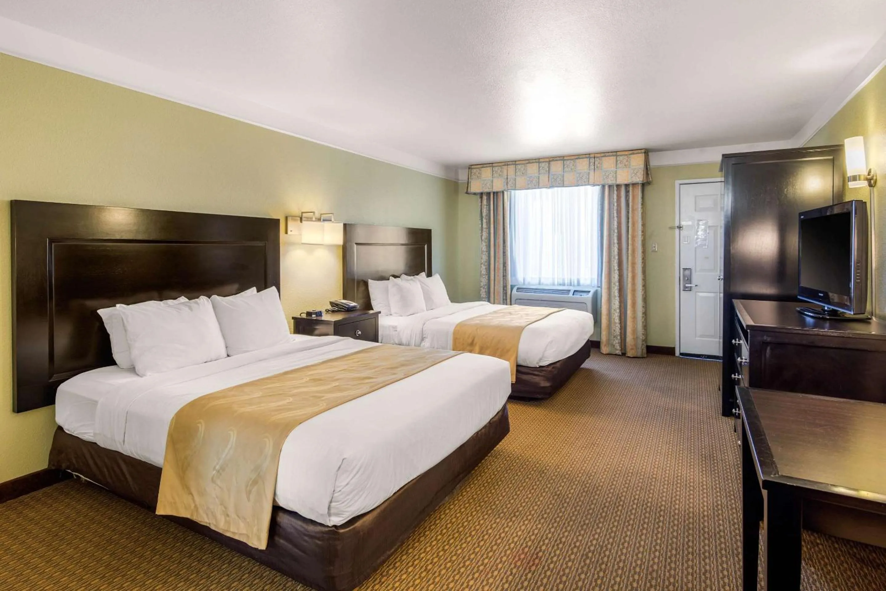 Bedroom, Bed in Quality Inn & Suites Gallup I-40 Exit 20