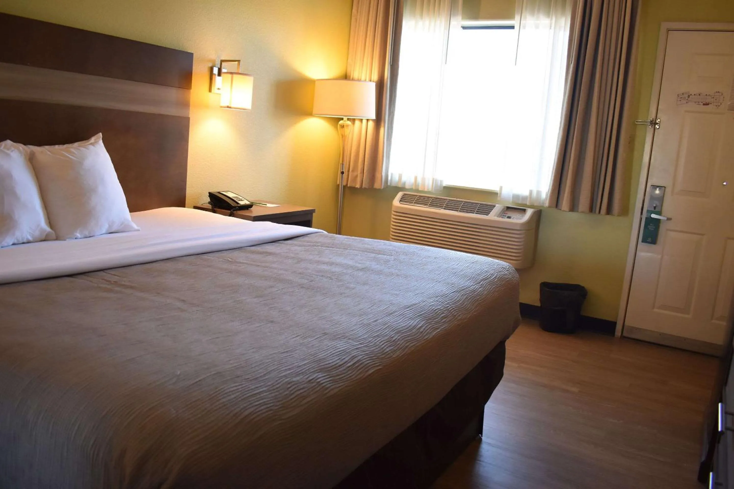 Bedroom, Bed in Quality Inn & Suites Gallup I-40 Exit 20