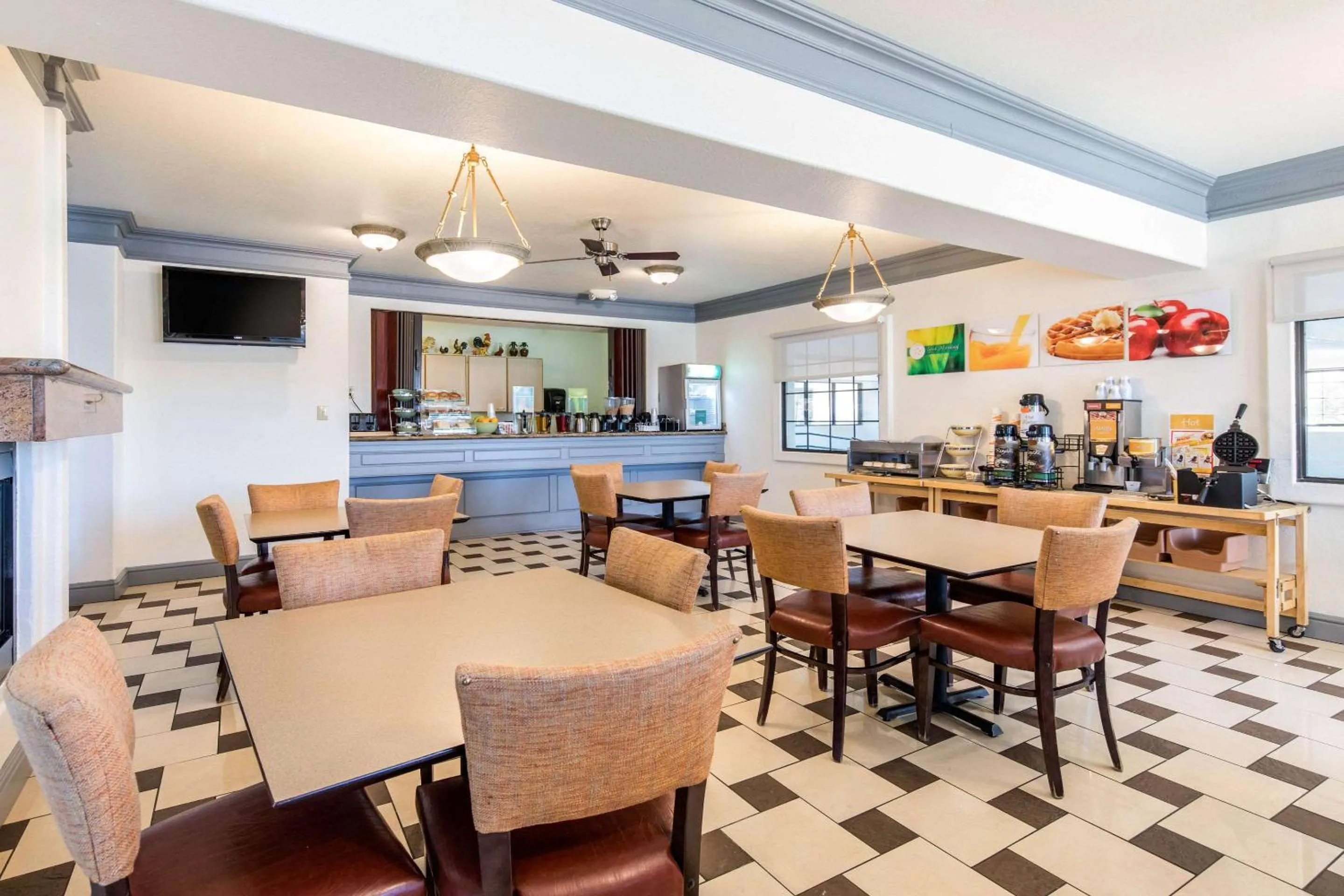 Breakfast in Quality Inn & Suites Gallup I-40 Exit 20