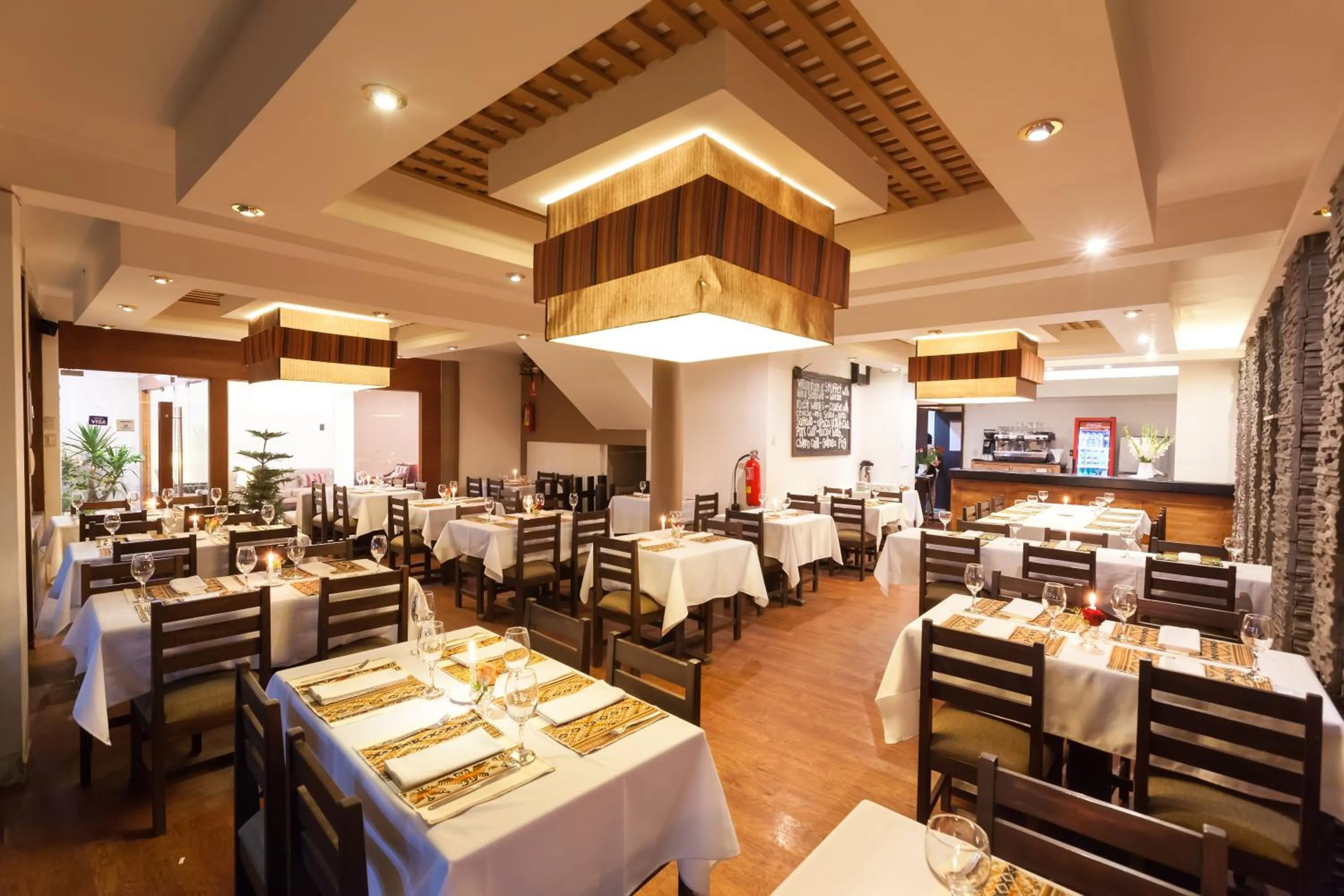 Restaurant/places to eat in Inti Punku Machupicchu Hotel & Suites