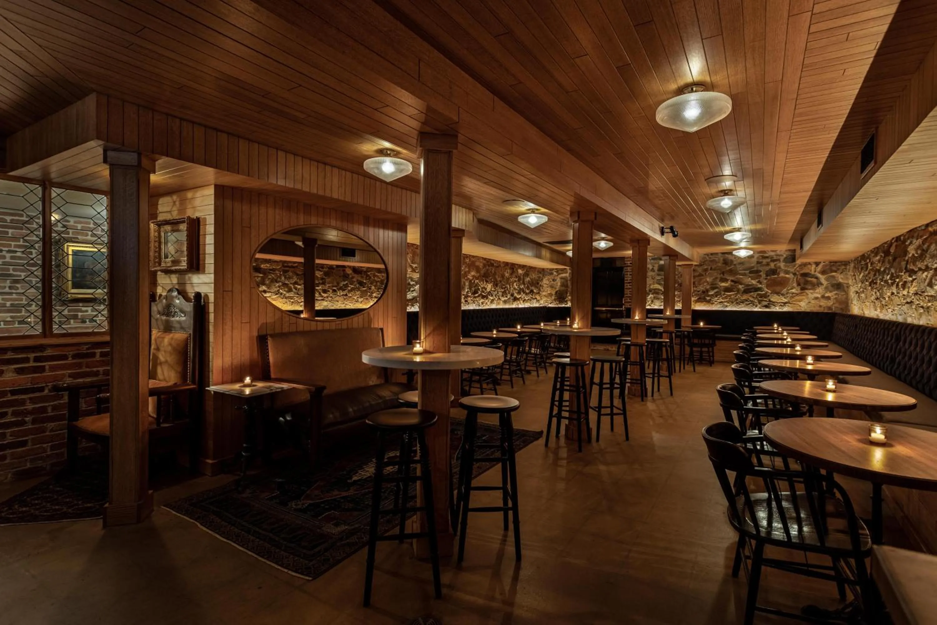 Lounge or bar in The Holbrooke Hotel