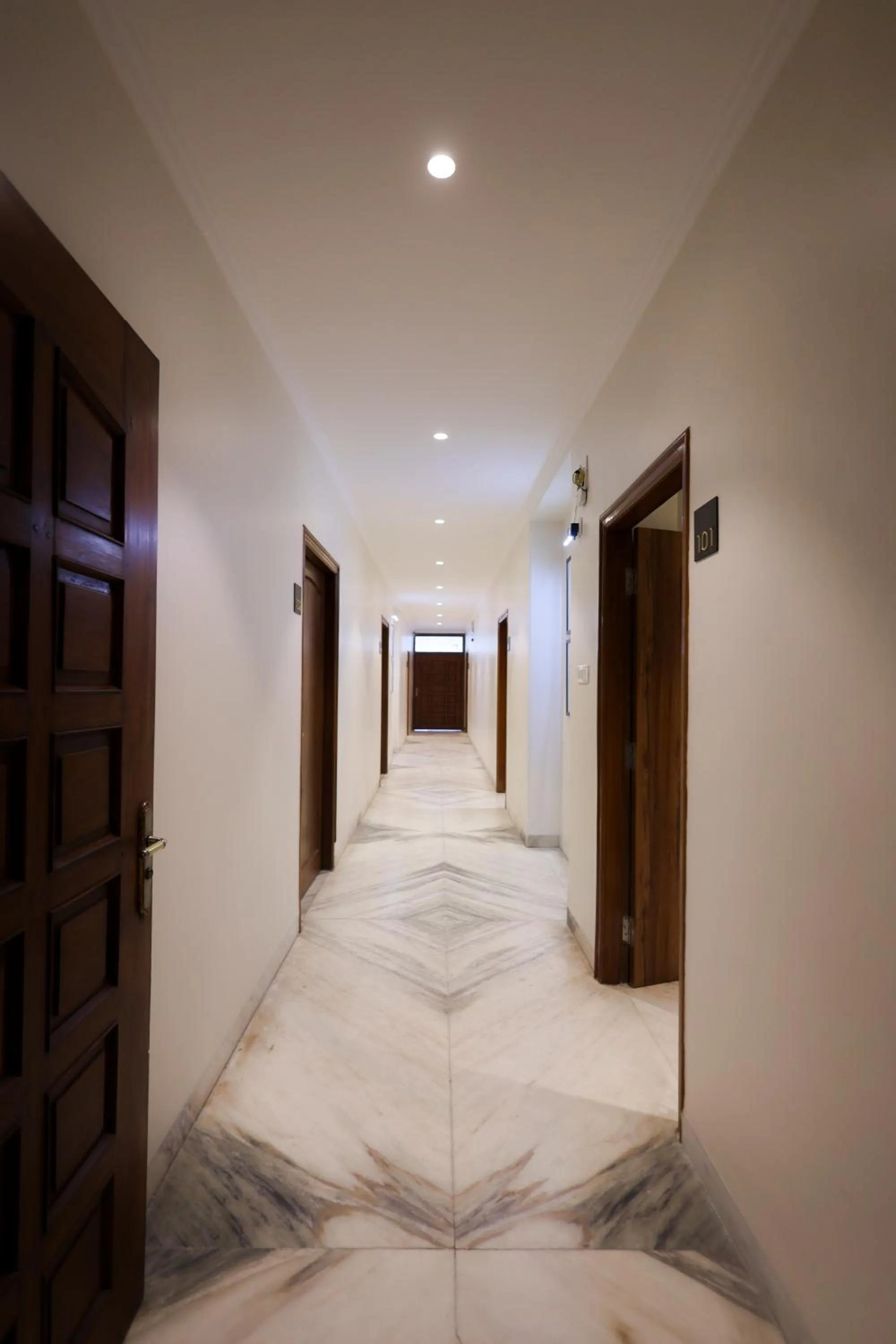 Lobby or reception, Bed in Gumaan Auberge