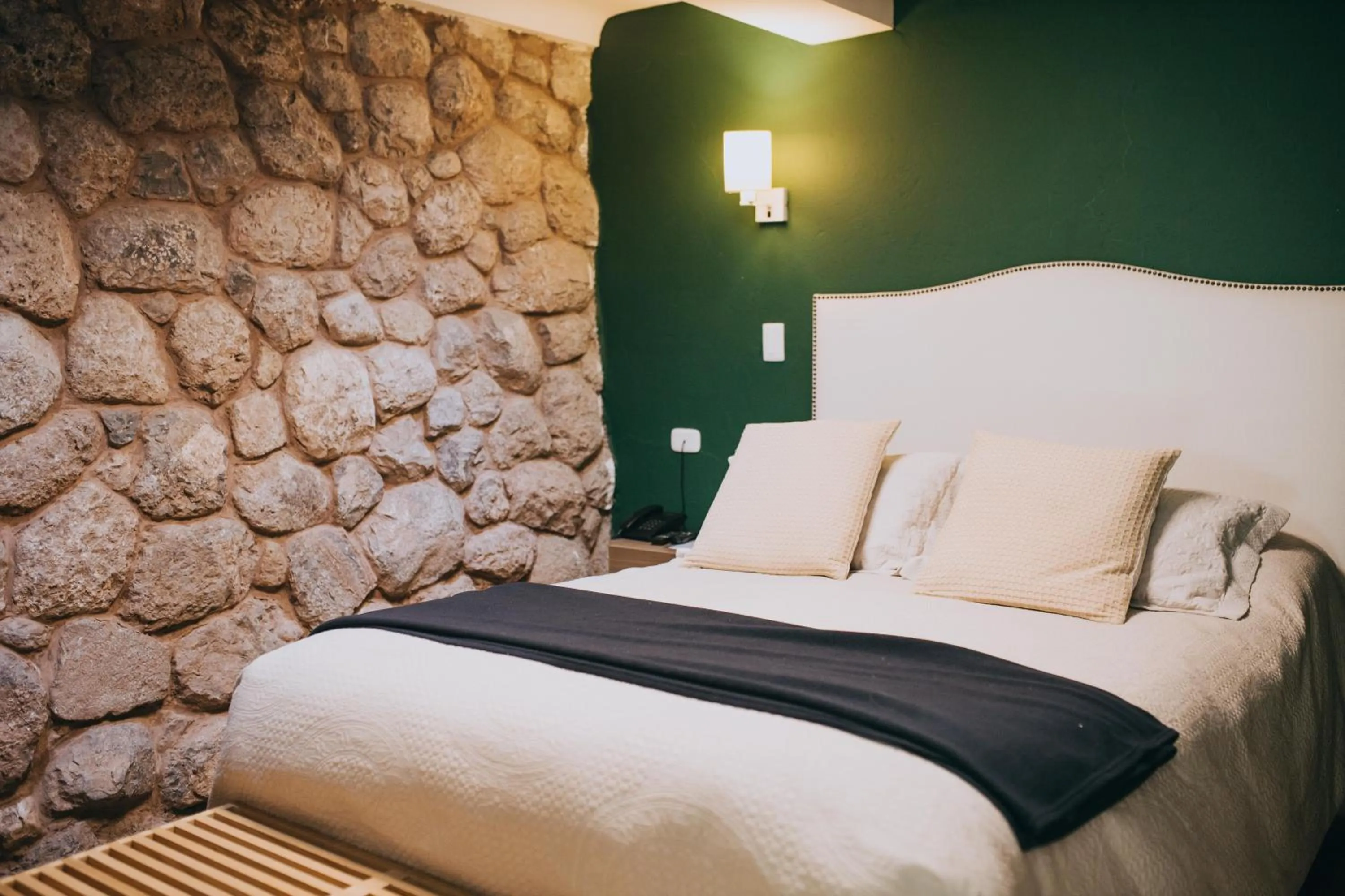 Bed in Anden Inca Hotel