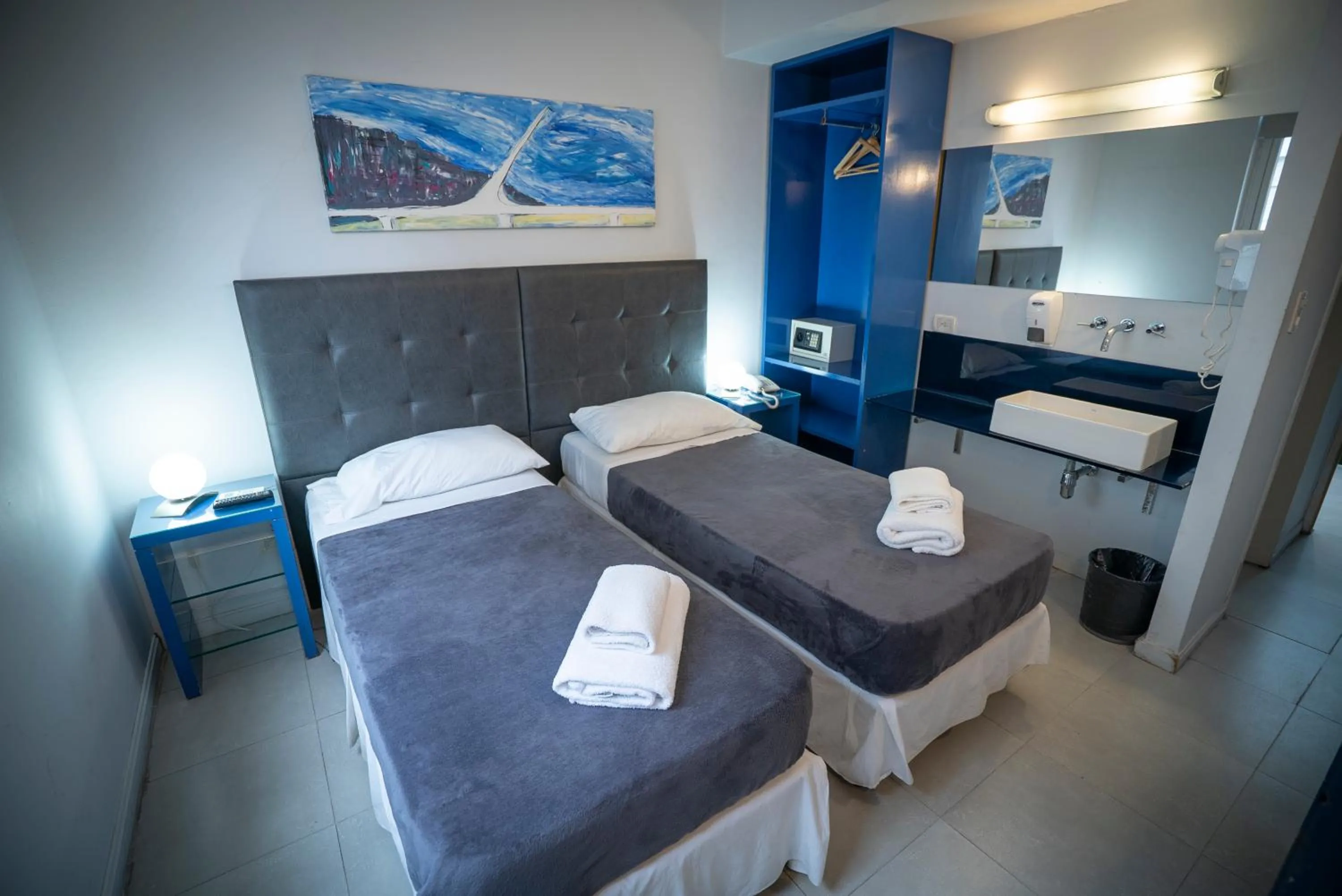 Bed in America Del Sur Hostel Buenos Aires