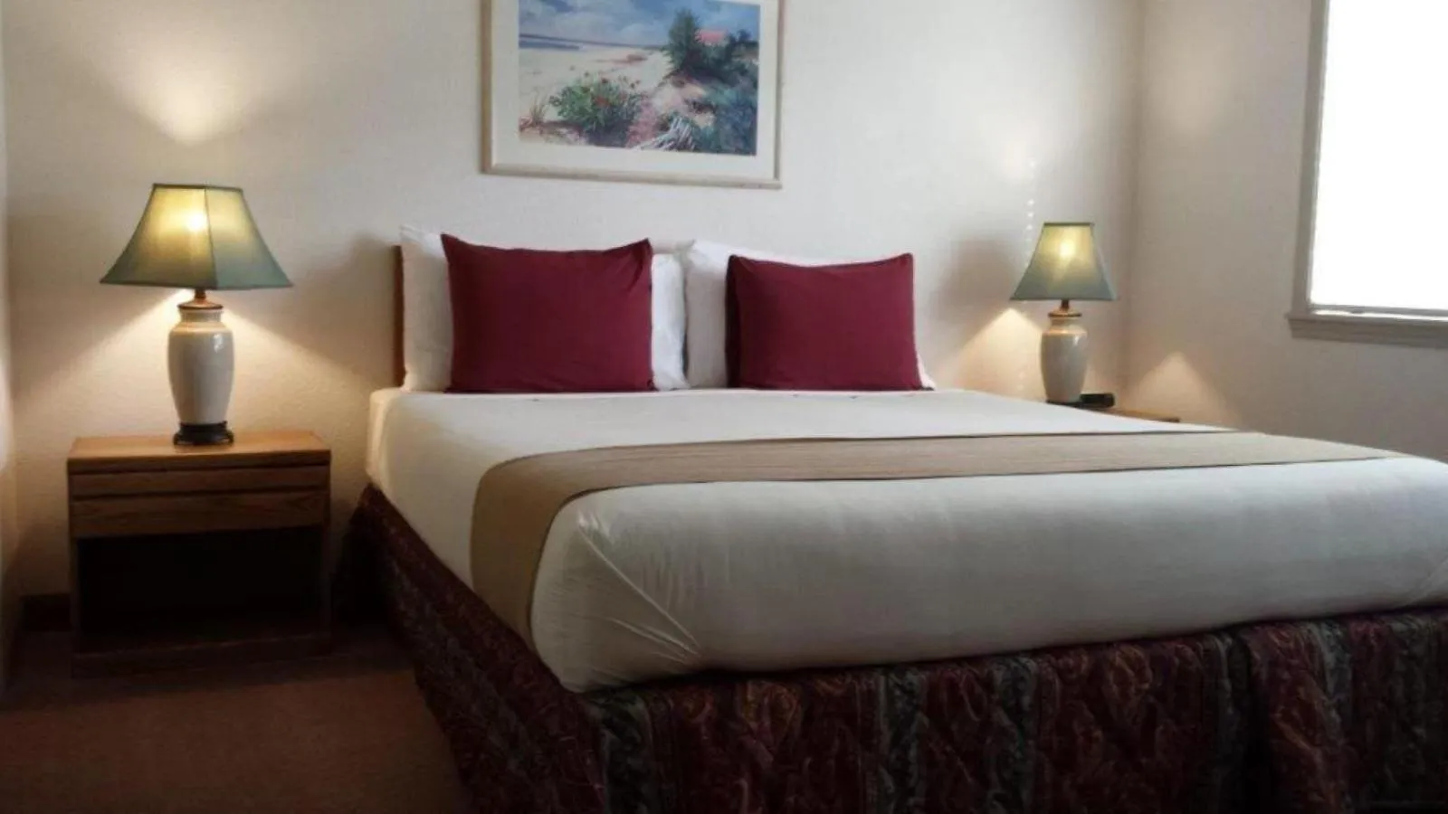 Bedroom, Bed in Schooner Landing