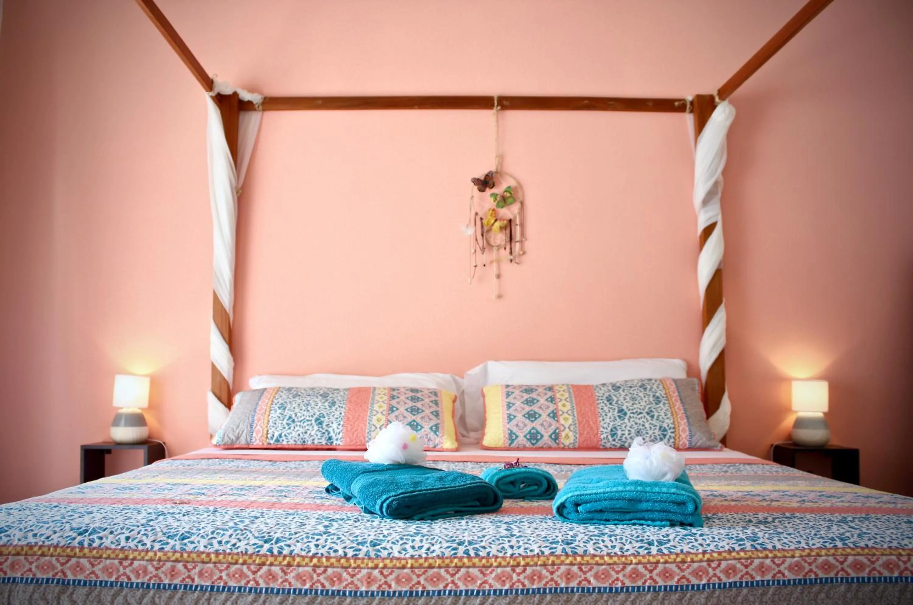 Shower, Bed in Surfside Mar Y Posa