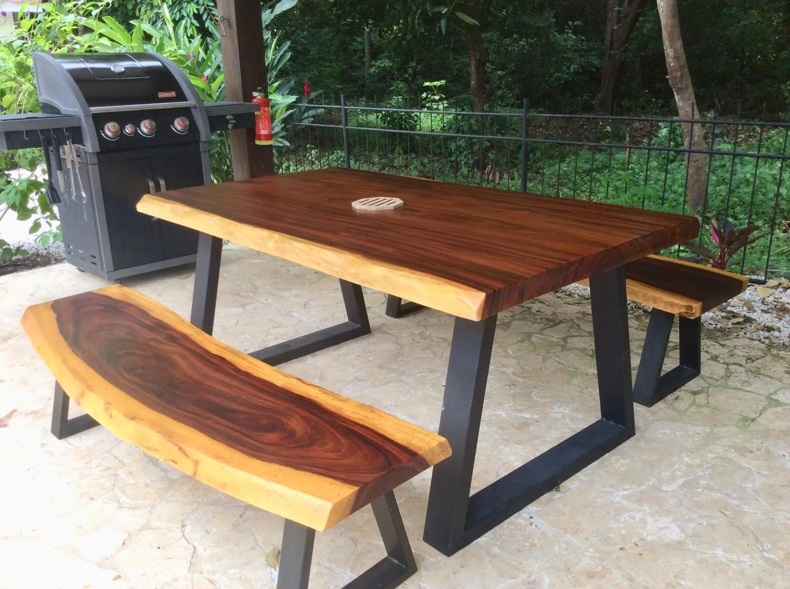 Dining area in Surfside Mar Y Posa