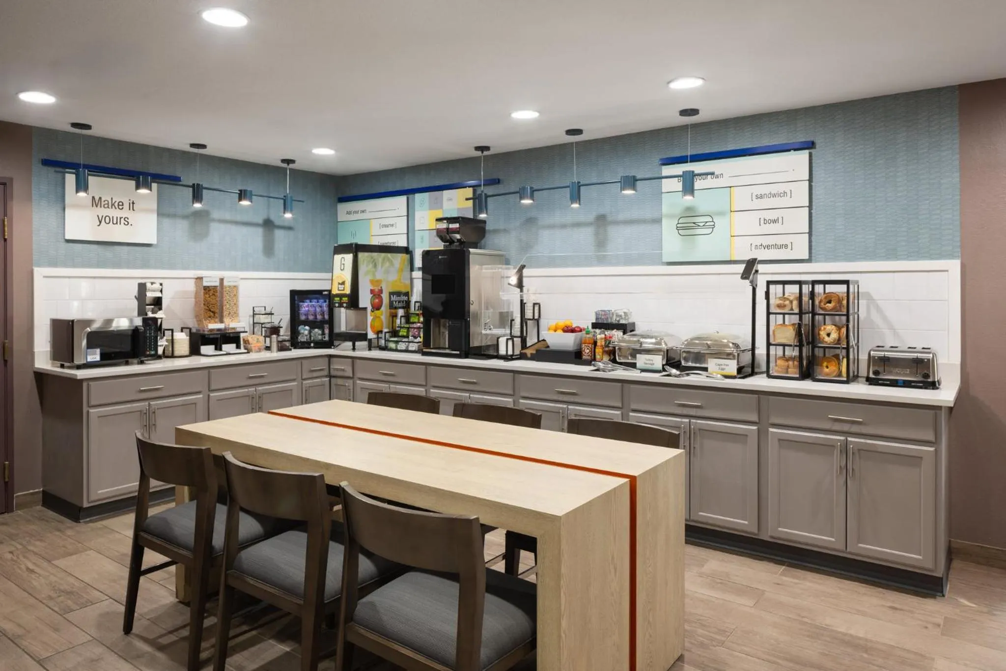 Breakfast in Garner Hotel Phoenix Northwest - Surprise by IHG