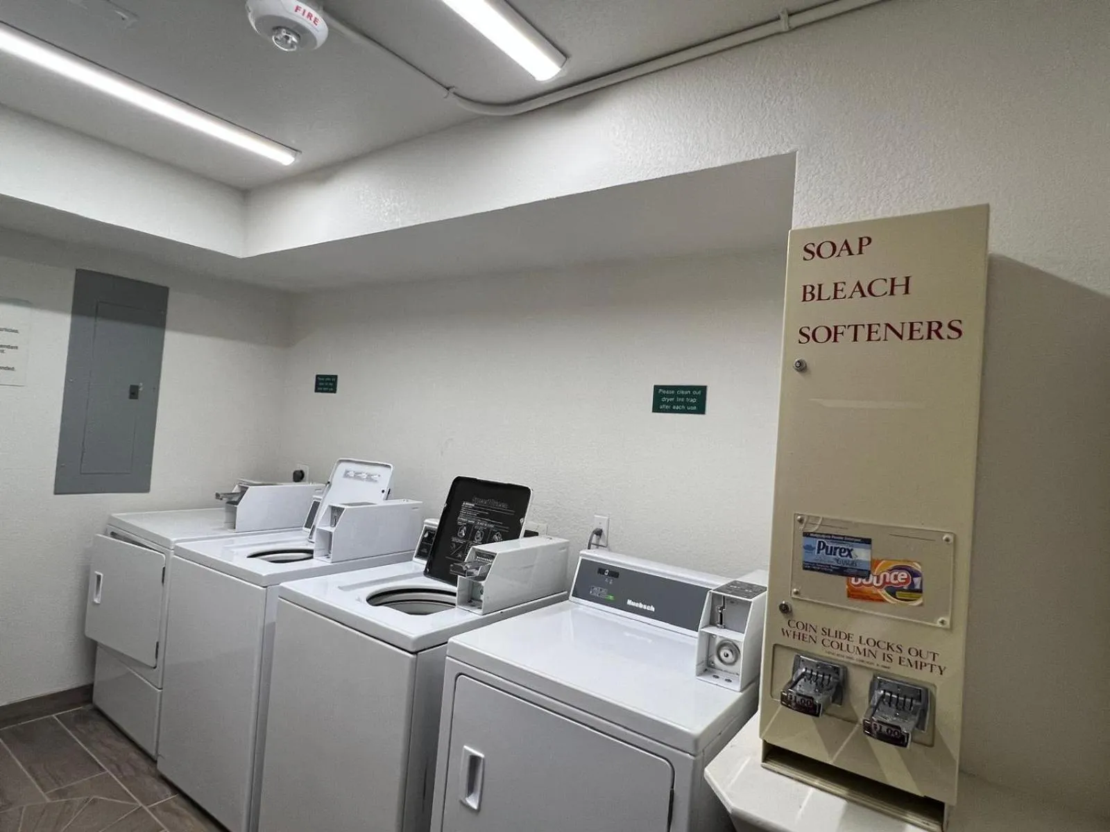 laundry in Garner Hotel Phoenix Northwest - Surprise by IHG