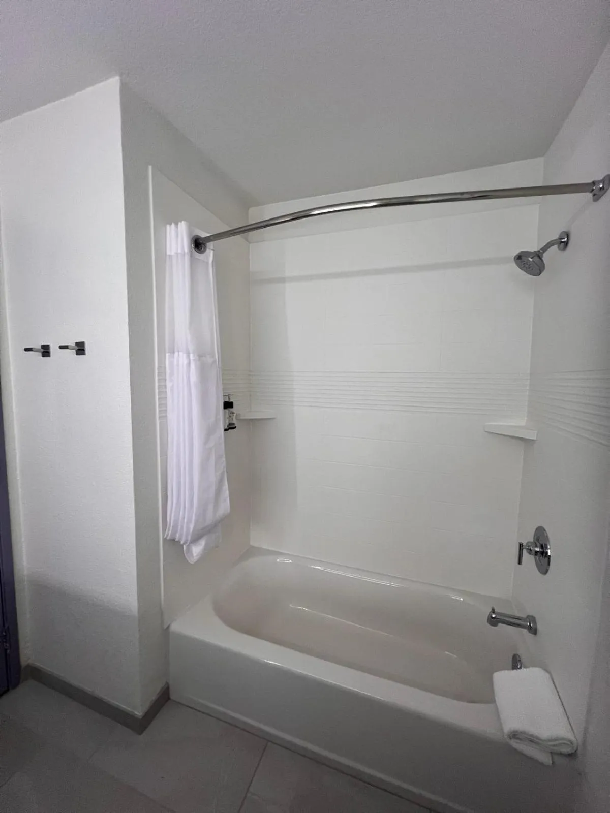 Bathroom in Garner Hotel Phoenix Northwest - Surprise by IHG