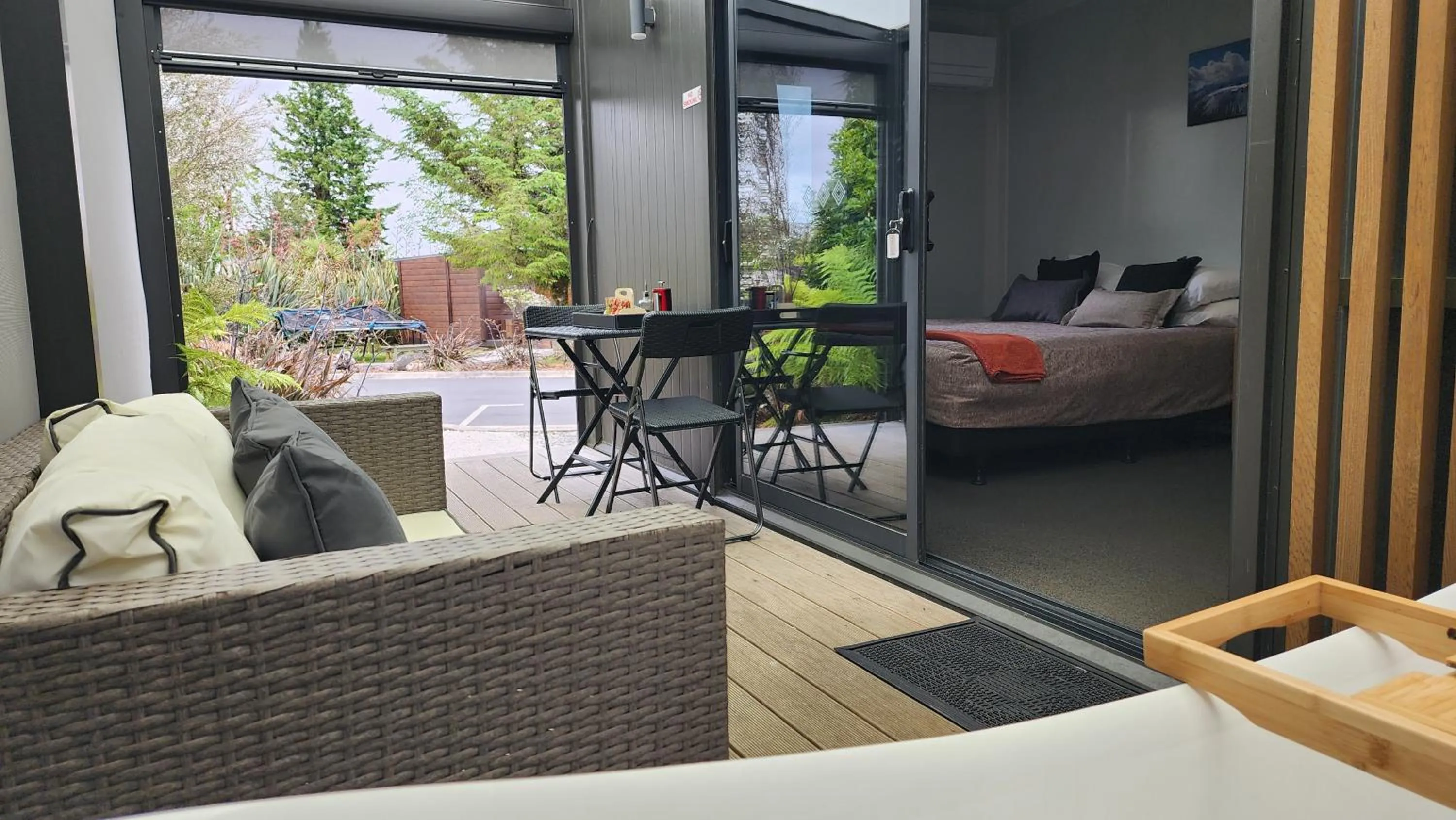 Balcony/Terrace, Bed in Plateau Lodge