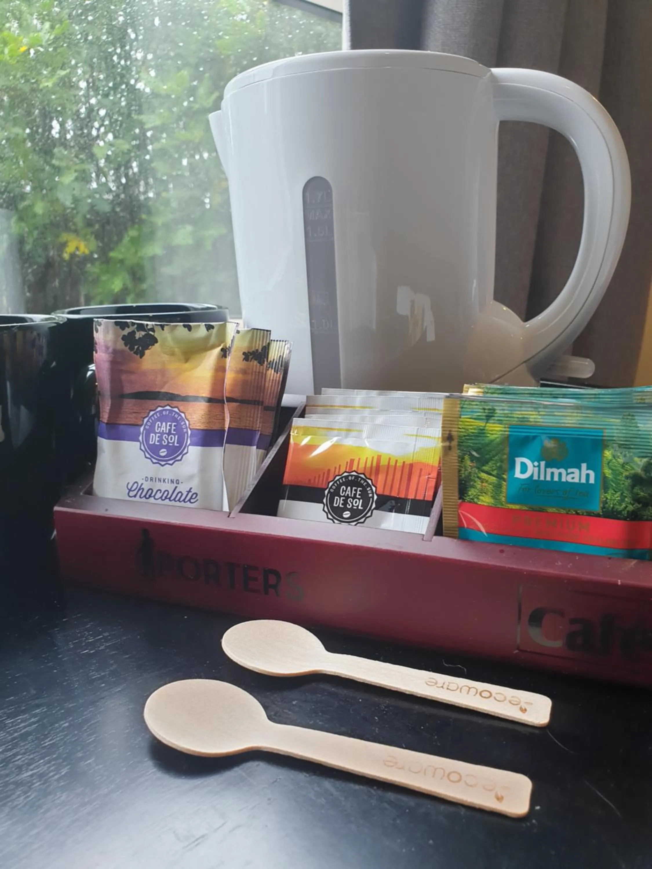 Coffee/tea facilities in Plateau Lodge